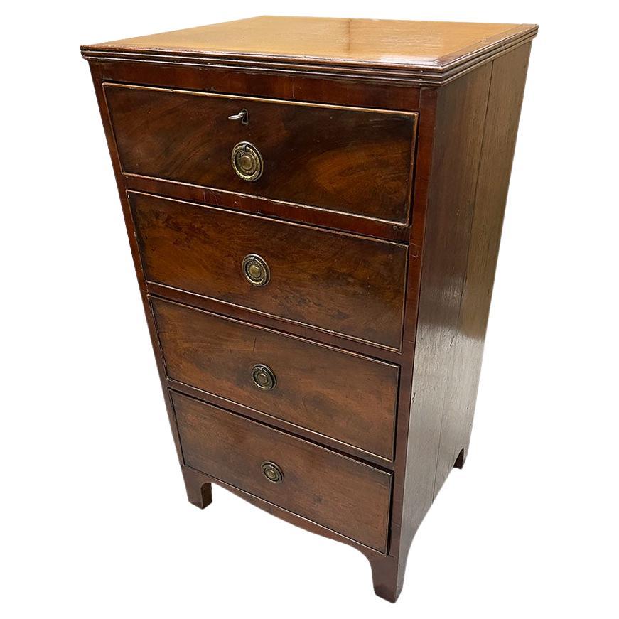 19th Century English Chest of Drawers For Sale