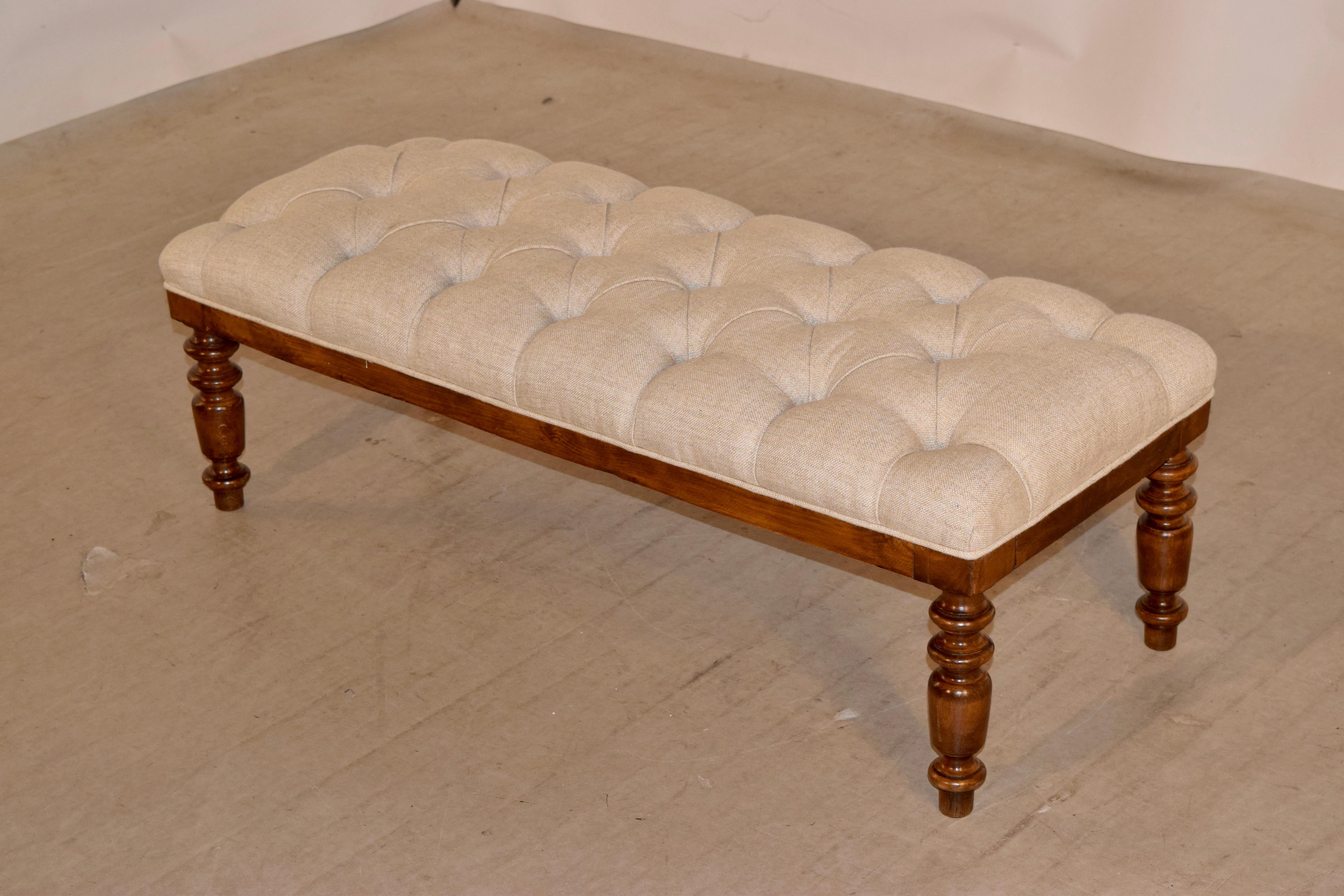 Linen 19th Century English Chesterfield Bench