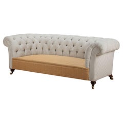Sofá Chesterfield inglés del siglo XIX