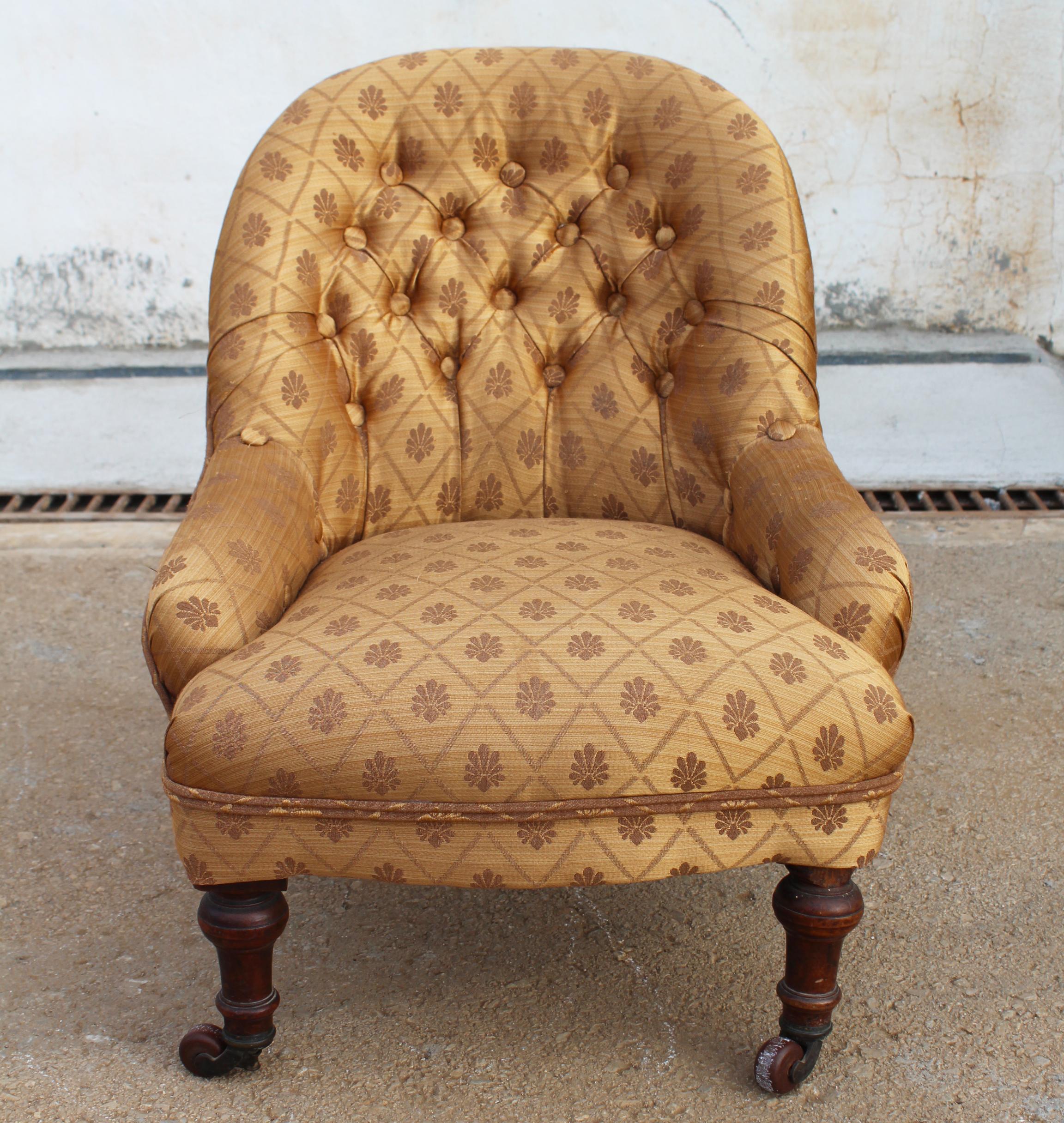 19th Century English Children's Chair with Mahogany Legs and Silk Upholstery For Sale 7