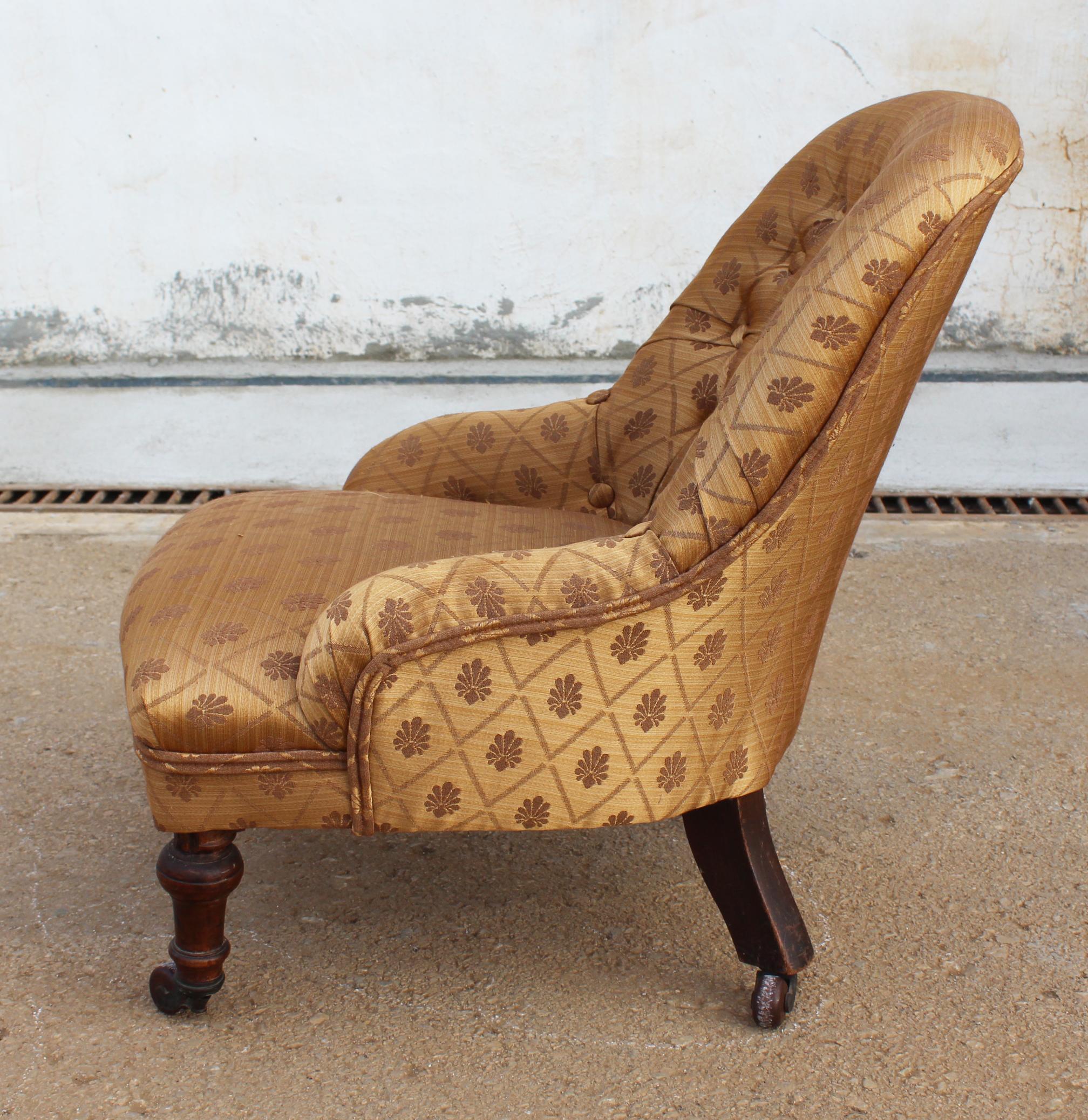 19th Century English Children's Chair with Mahogany Legs and Silk Upholstery For Sale 5