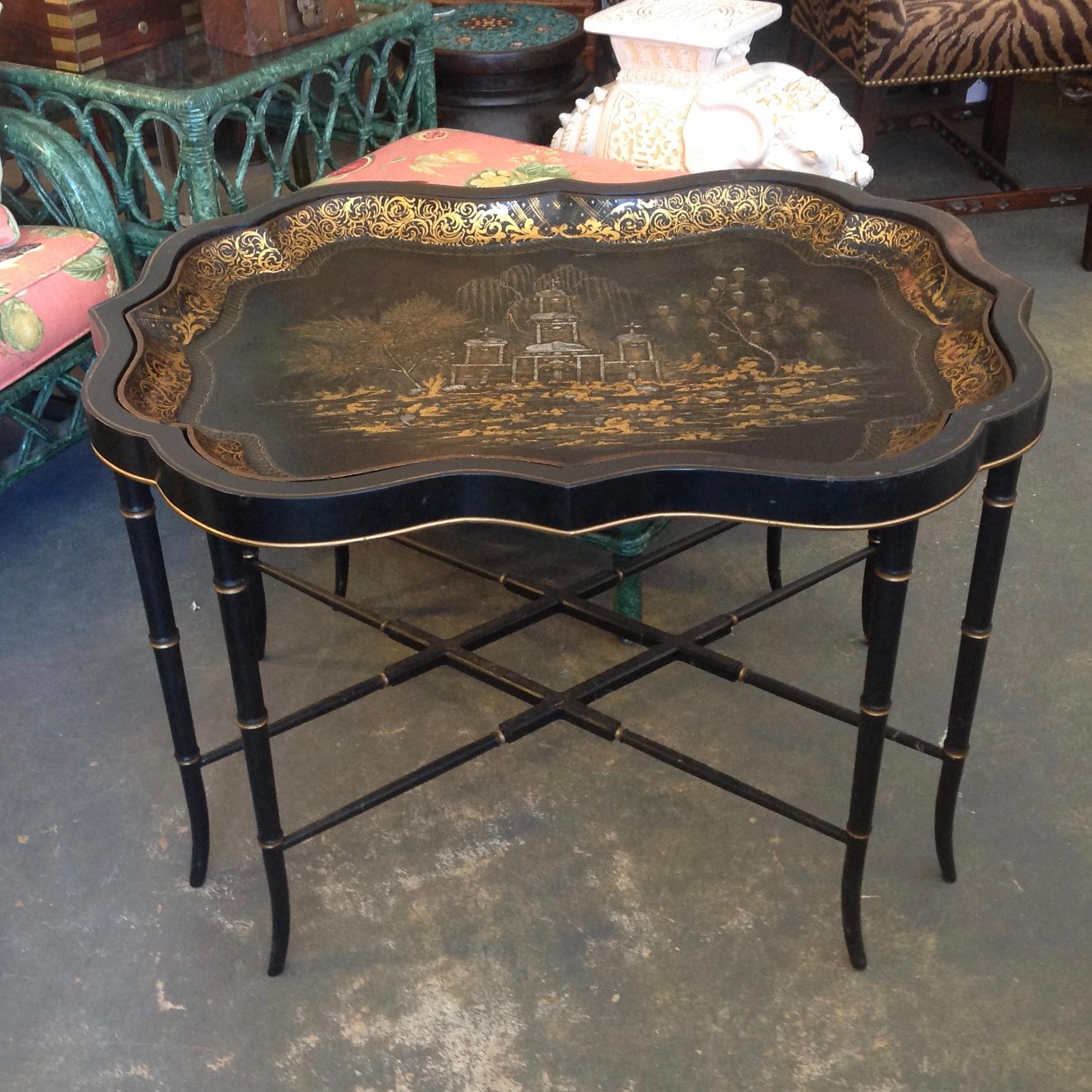 Regency 19th Century English Chinoiserie Abalone and Gilt Papier Mâché Tray on Stand