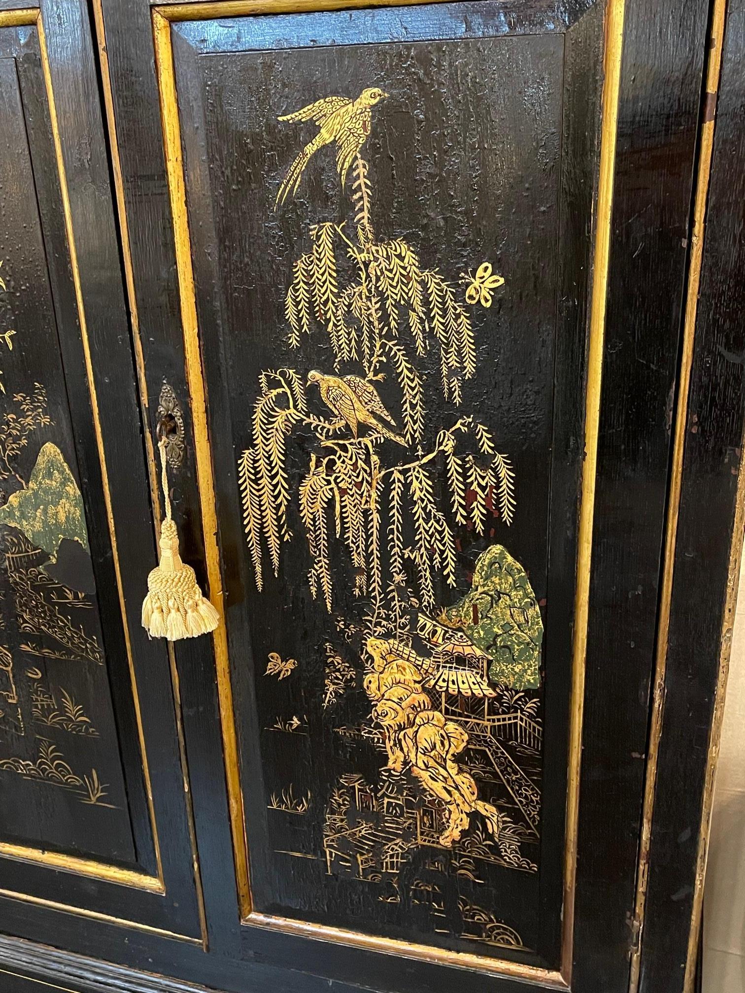 19th Century English Chinoiserie Cabinet In Good Condition In Dallas, TX