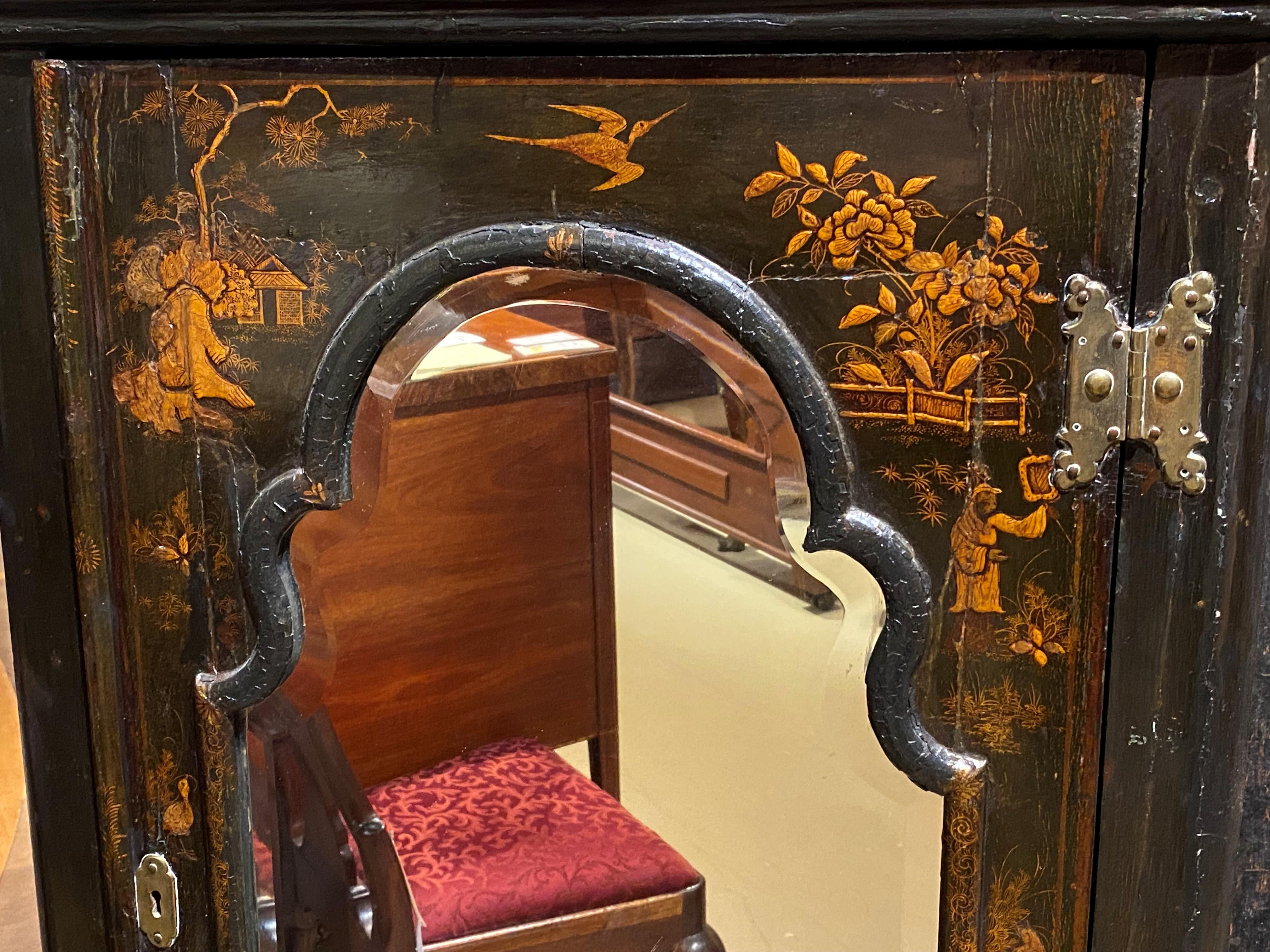 19th Century English Chinoiserie Corner Cupboard In Good Condition In Milford, NH