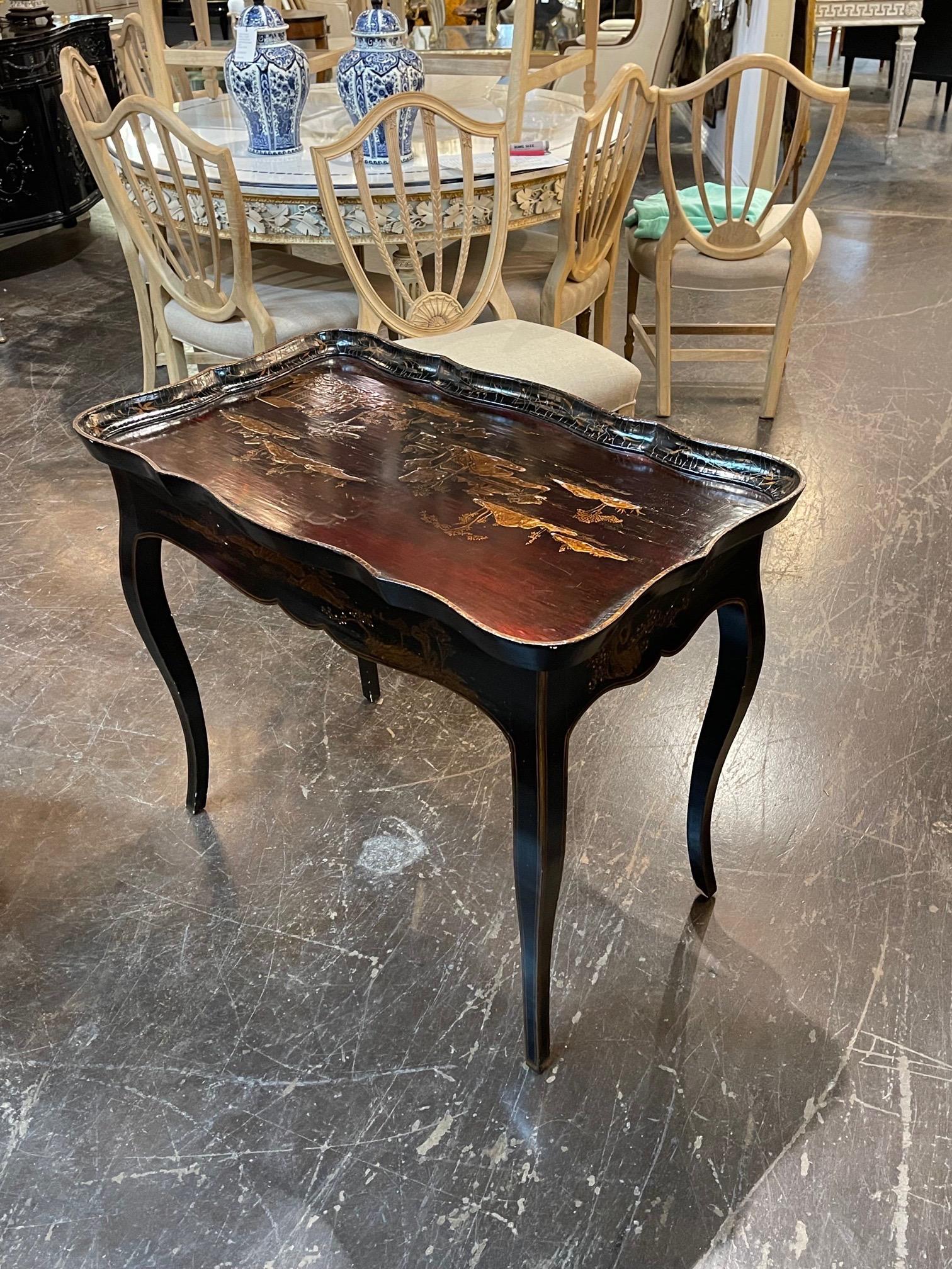 Hand-Painted 19th Century English Chinoiserie Lacquered Side Table