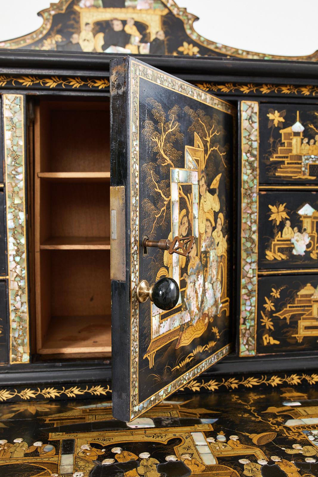 19th Century English Chinoiserie Ladies Secretaire Writing Table For Sale 2