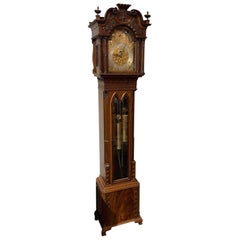 Horloge de parquet Chippendale anglaise du XIXe siècle à long boîtier