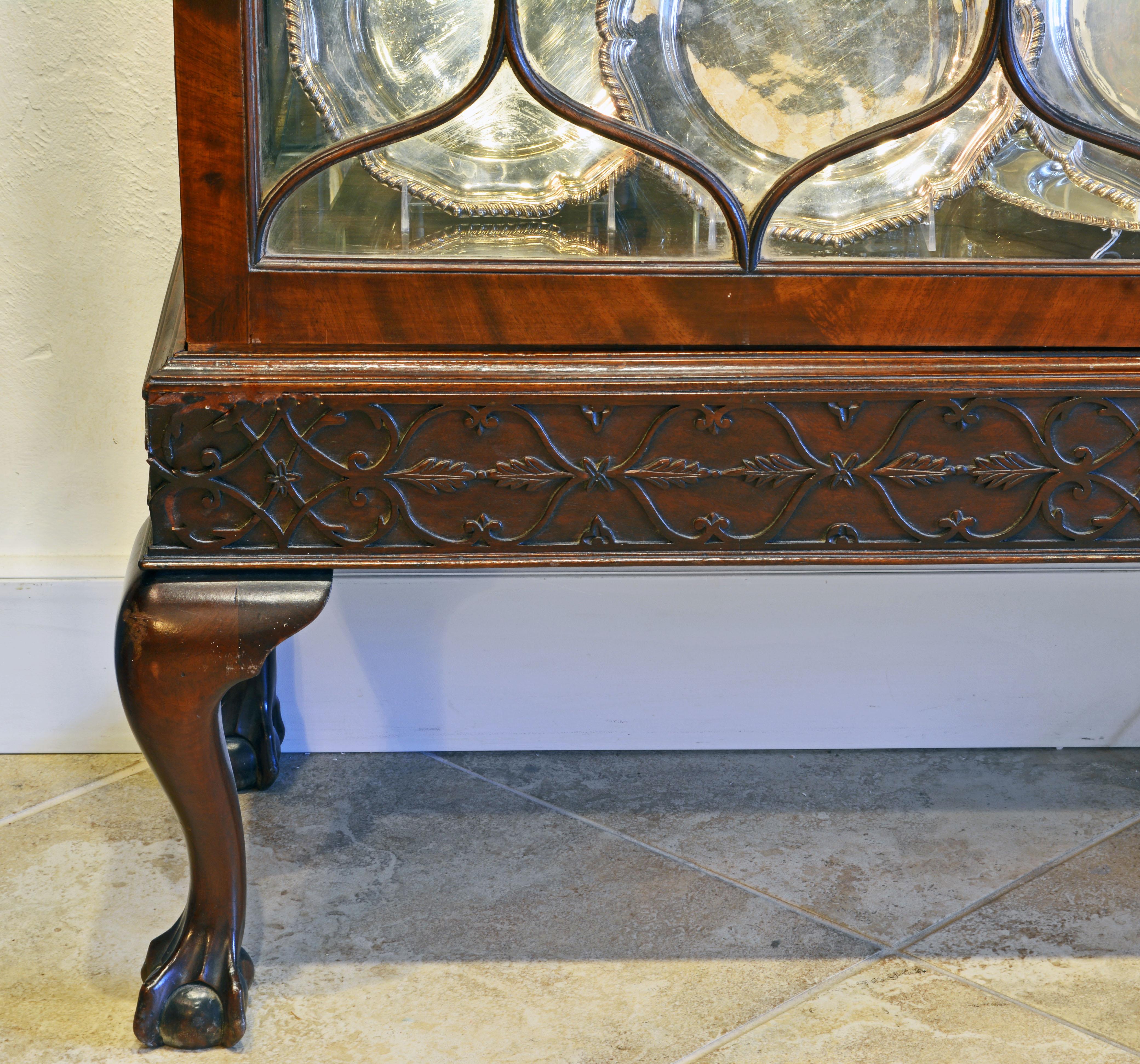 Glass 19th Century English Chippendale Style Mahogany Display Curio Cabinet