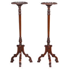 19. Jahrhundert English Chippendale Style Pair Tripod Foot Candle Stand / Pedestal