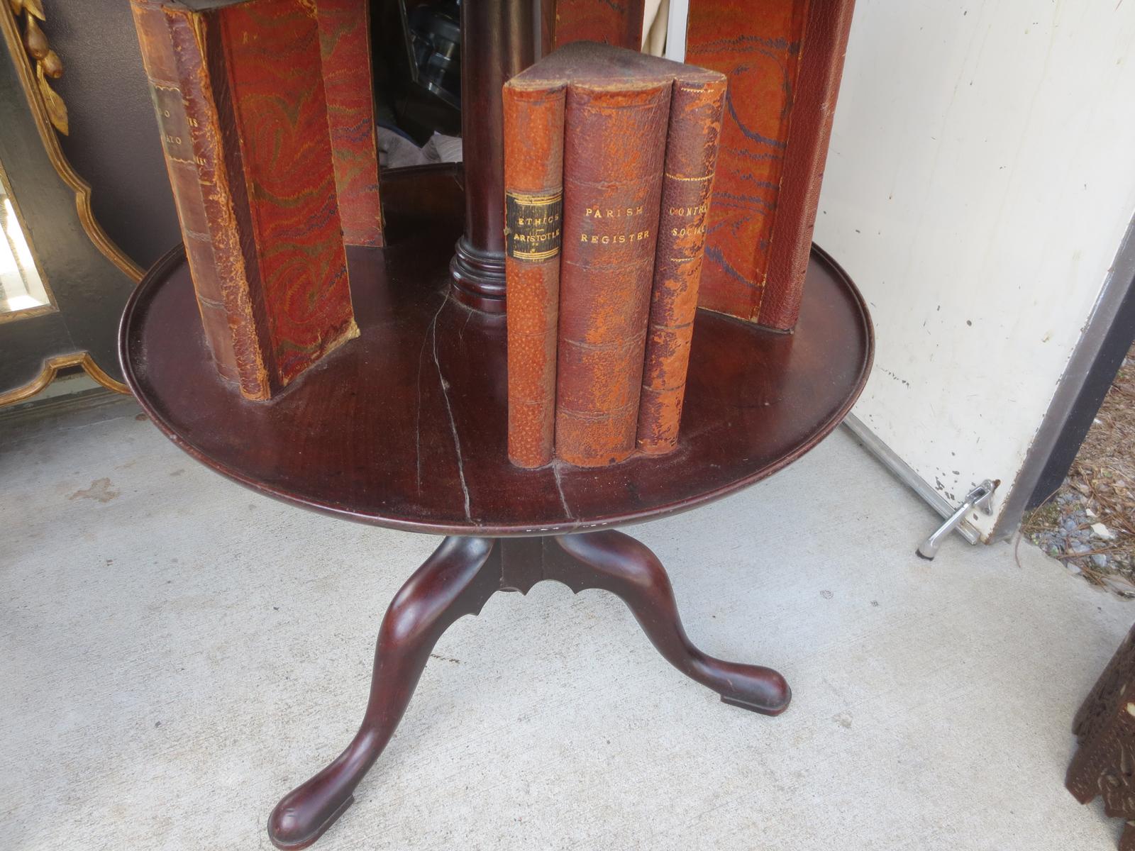 19th Century English Classic Revolving Book Stand, Mahogany For Sale 4