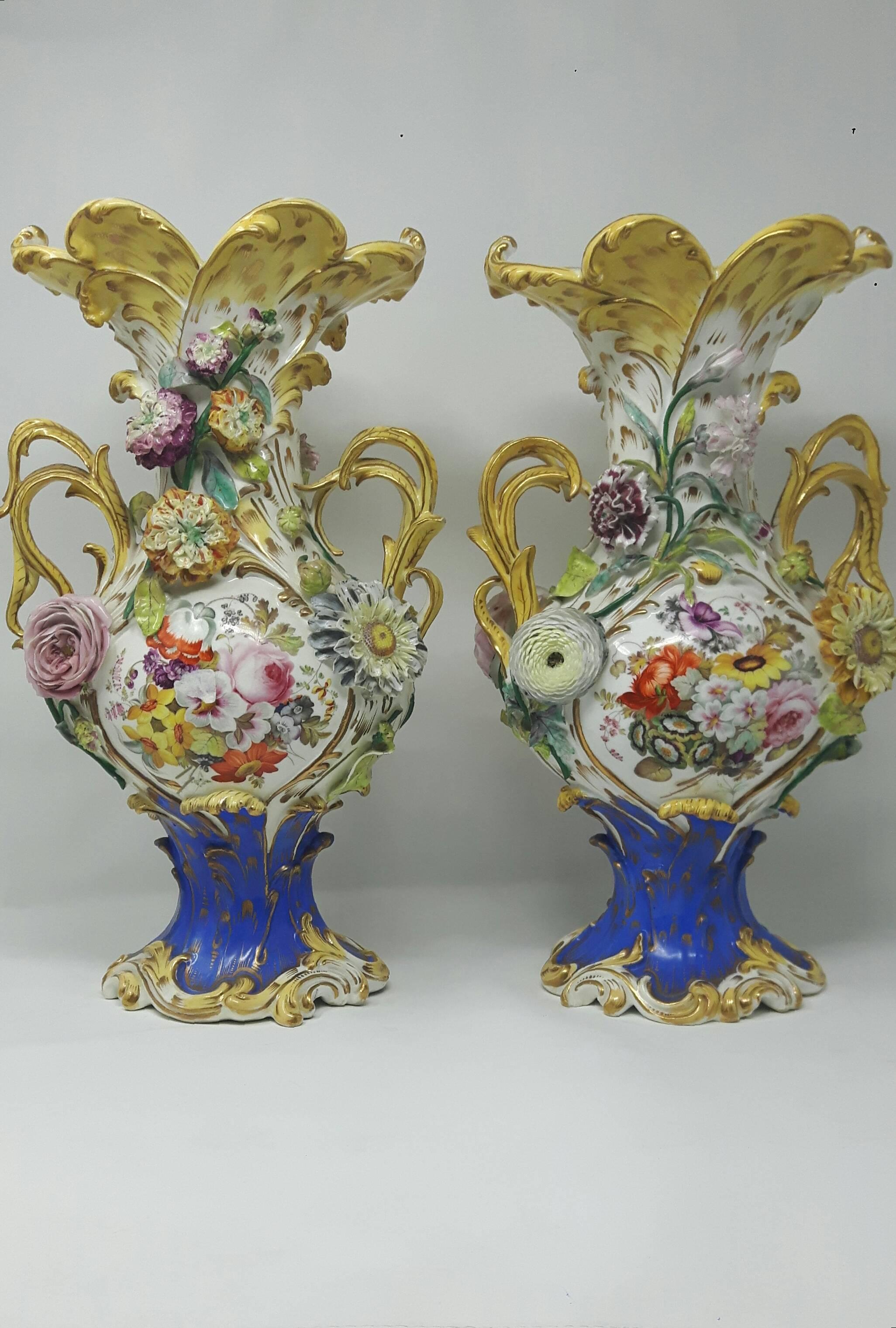 Porcelain 19th Century English Coalport Vases For Sale