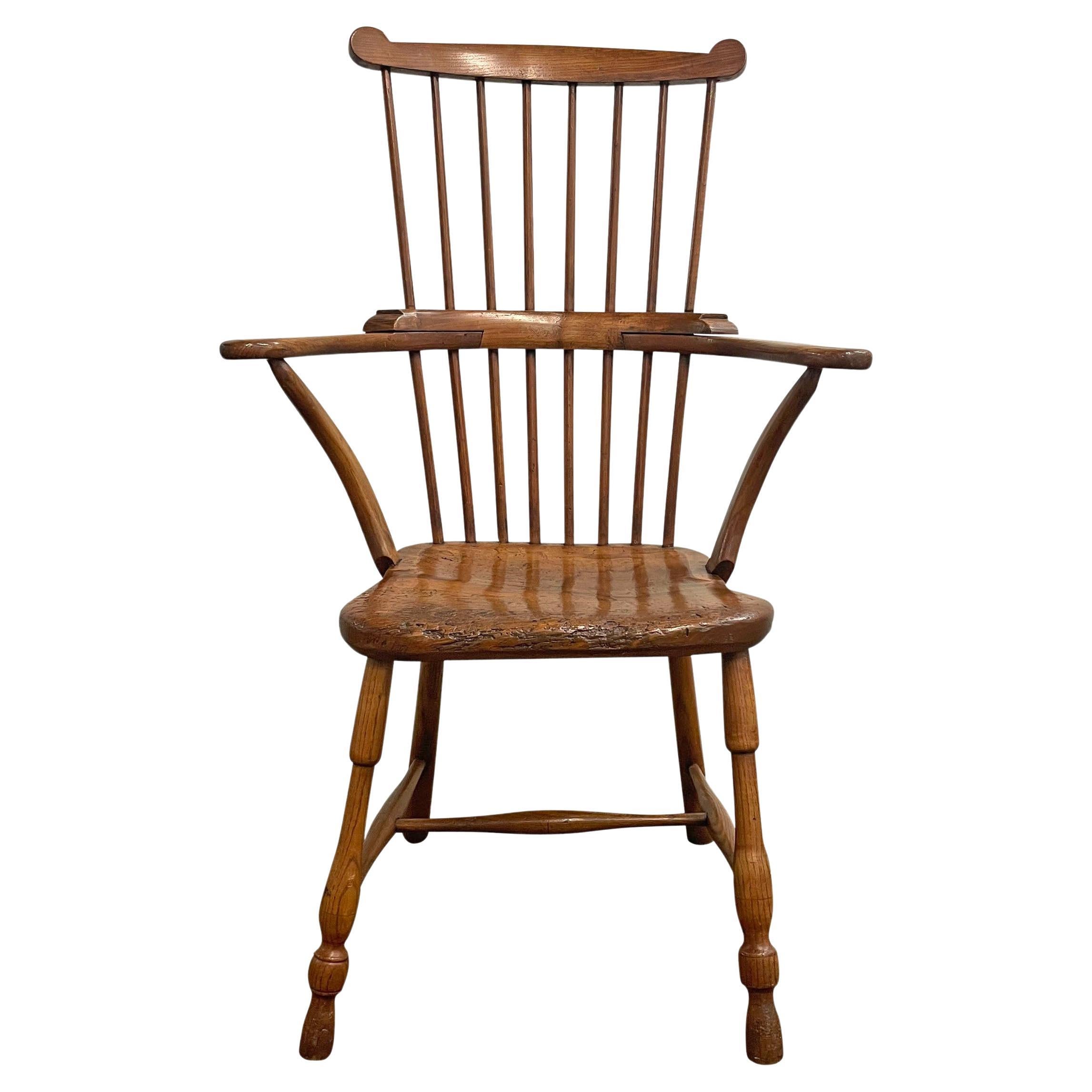19th Century English Comb-Back Windsor Chair