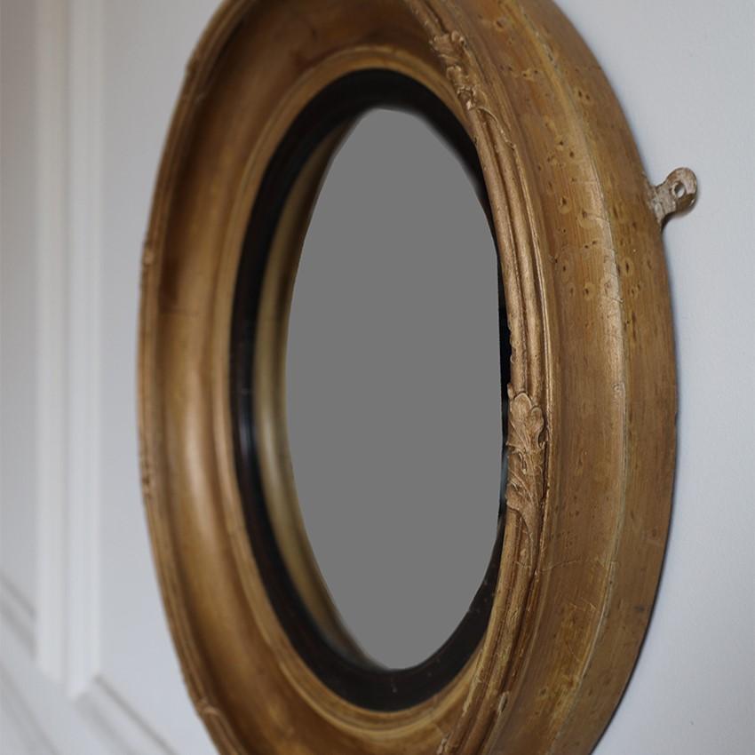 English convex mirror with gilded frame and original glass from circa 19th Century.

Dimensions:-

H 57 x W 57 x D 9cm