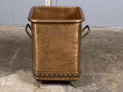 19th Century English Copper Utility Vessel or Planter with Riveted Construction