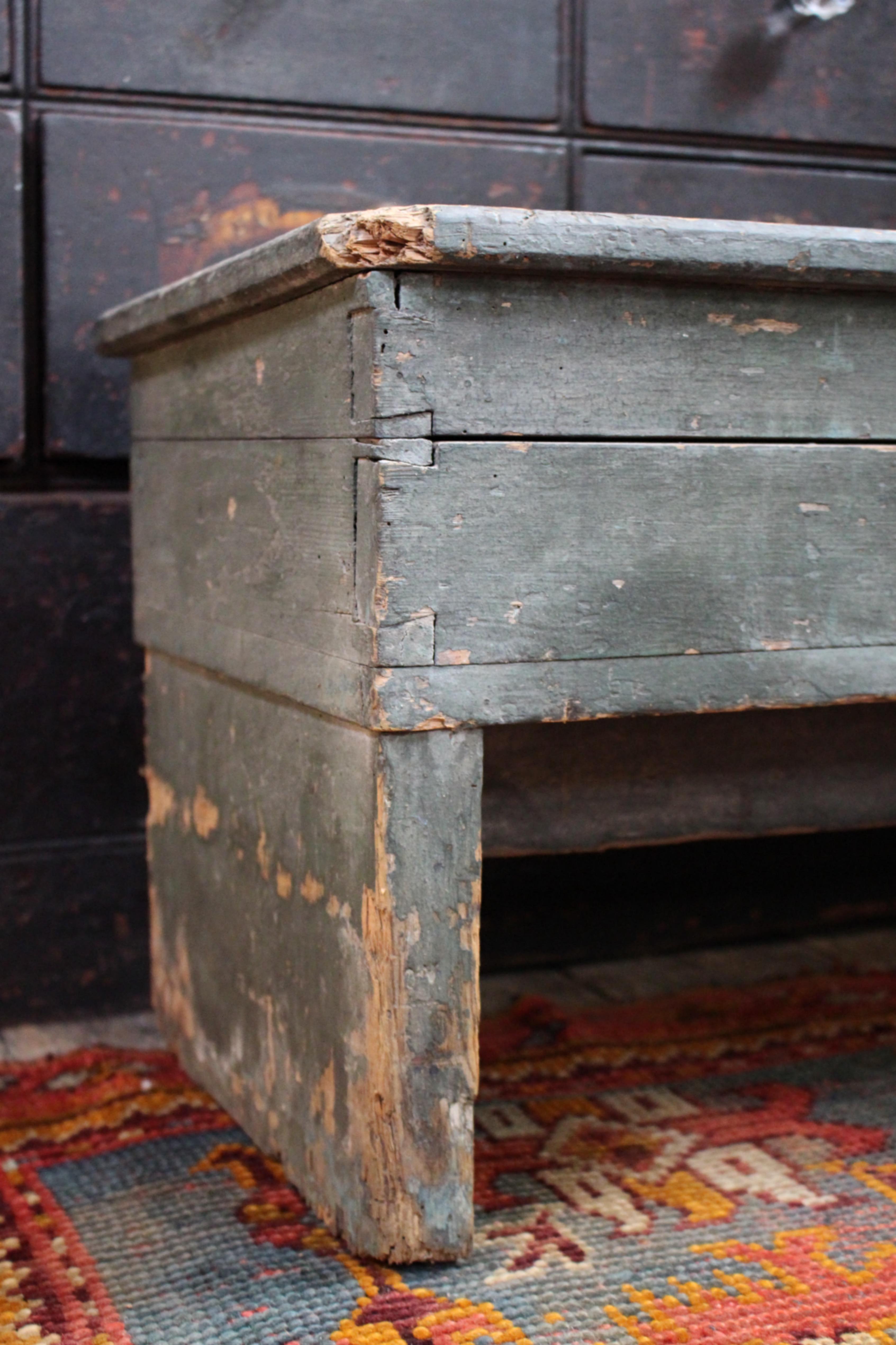 19th Century English Country House Bowls Bench Hallway Original Paint For Sale 2