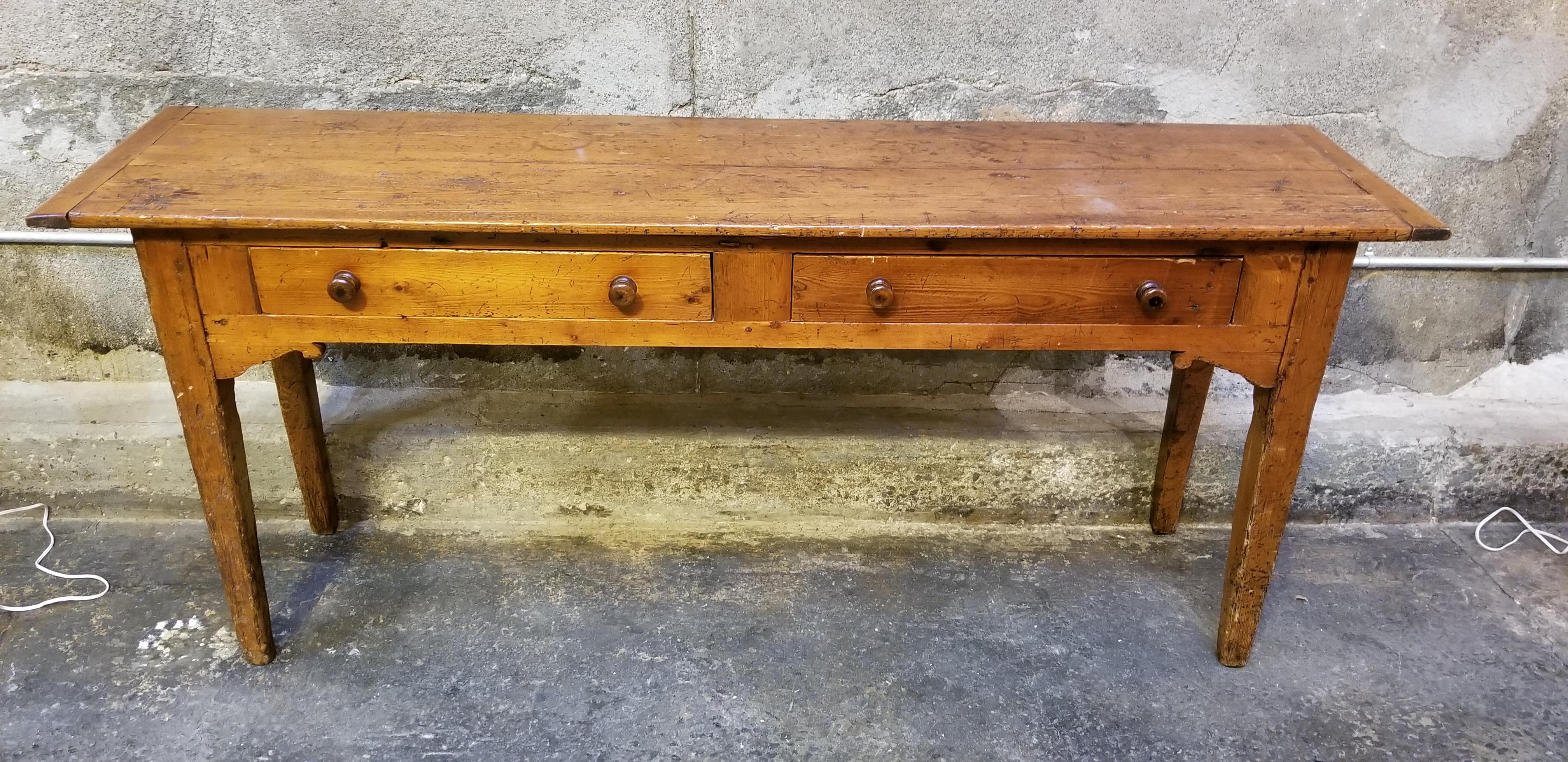 19th Century English Country Pine Console Table In Good Condition In Fulton, CA
