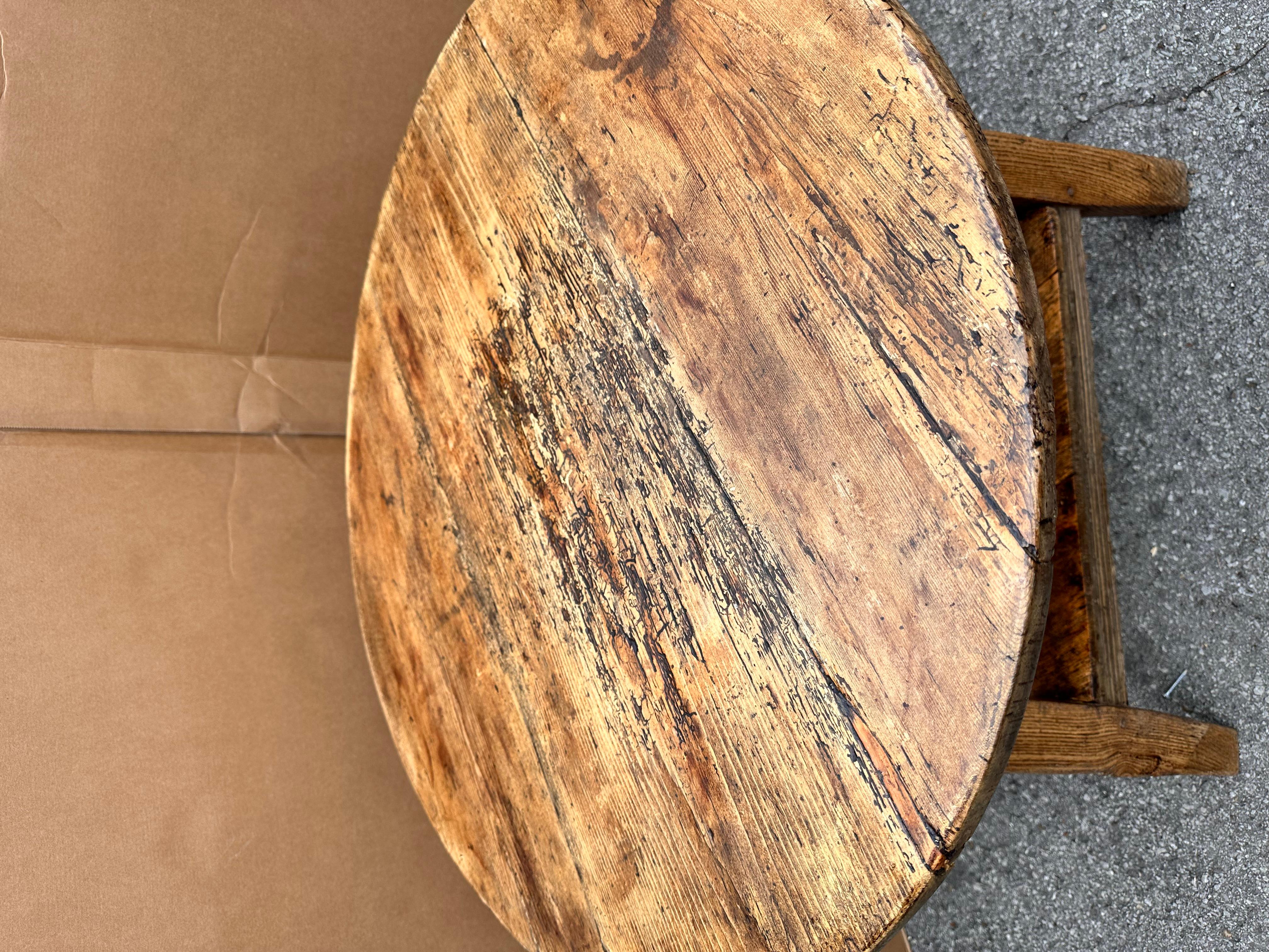19th Century English Cricket Table In Good Condition In Nashville, TN