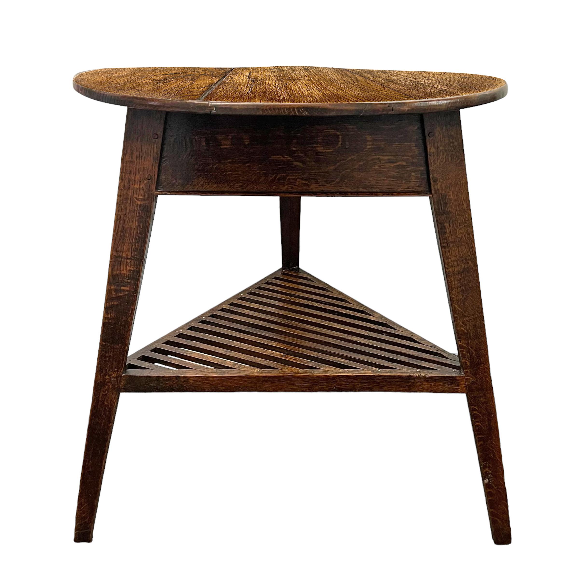 19th Century English Cricket Table with Lattice Shelf In Good Condition For Sale In Chicago, IL