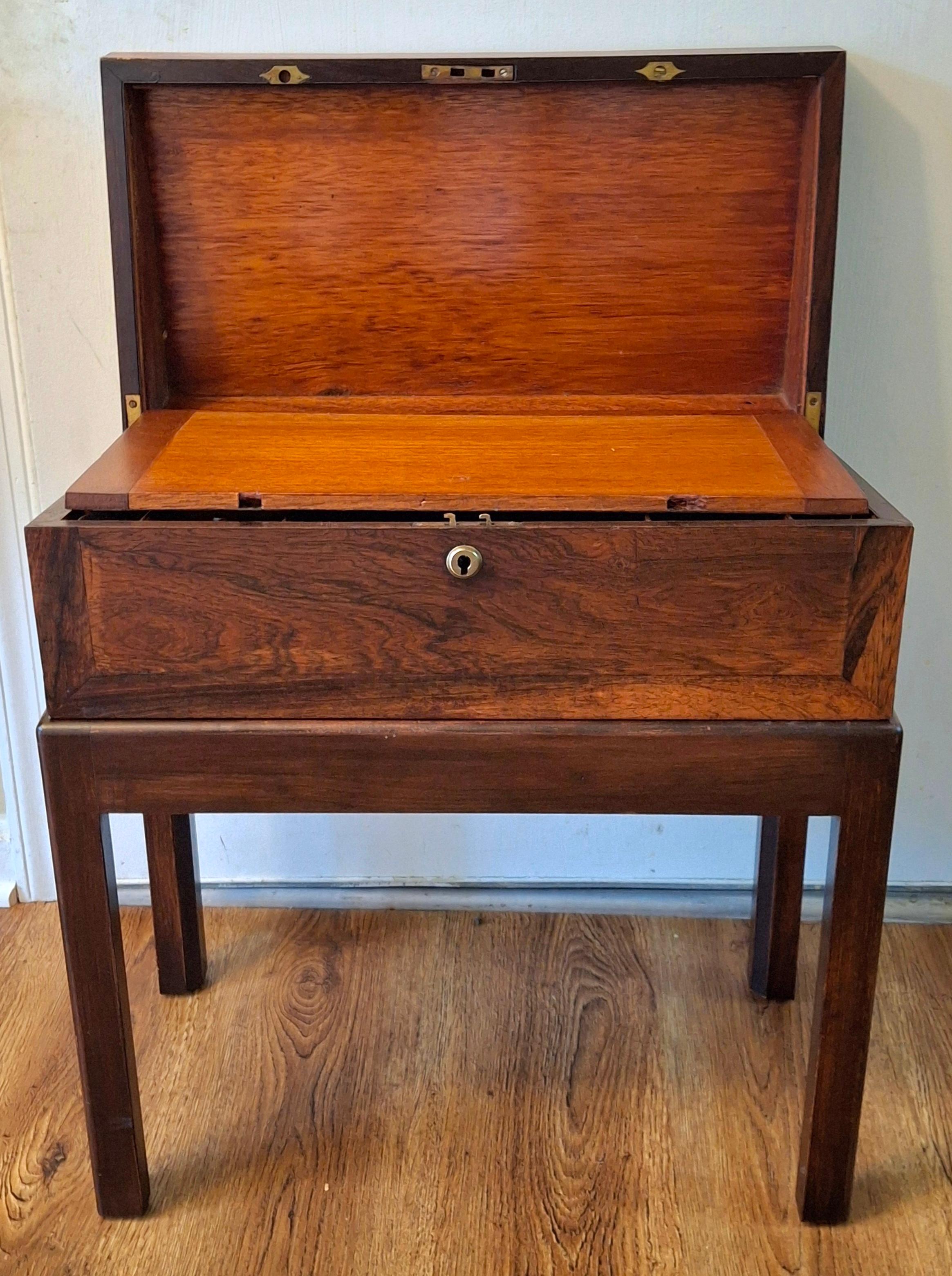 19th Century English Crossbanded Rosewood Lap Desk Travel Desk on Stand In Good Condition For Sale In Germantown, MD