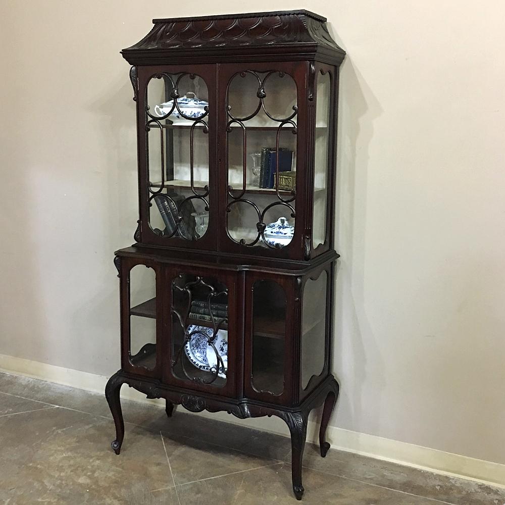 Chinese Chippendale 19th Century English Curio Cabinet
