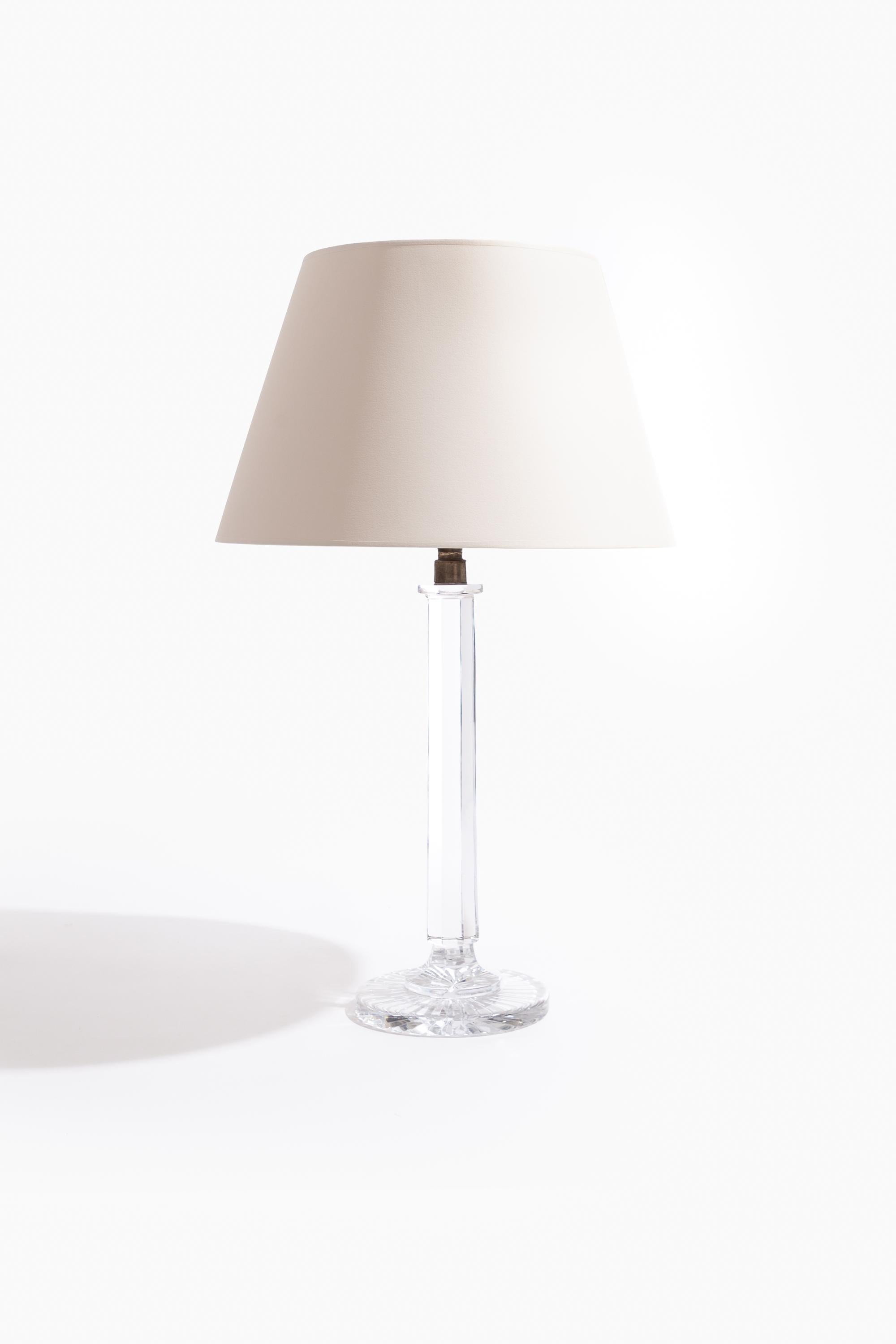 Lámpara de columna de cristal tallado inglés del siglo XIX Cristal en venta
