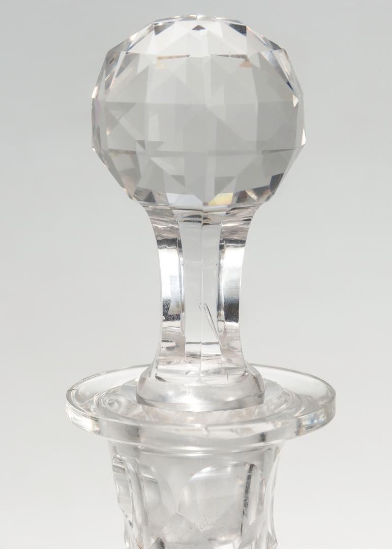 Englische Karaffen aus geschliffenem Glas des 19. Jahrhunderts mit länglichem Hals im Angebot 5