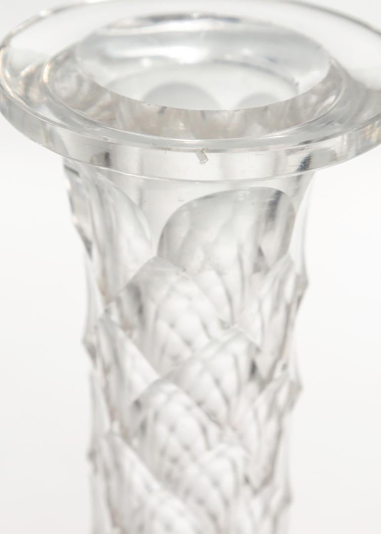 Englische Karaffen aus geschliffenem Glas des 19. Jahrhunderts mit länglichem Hals im Angebot 14