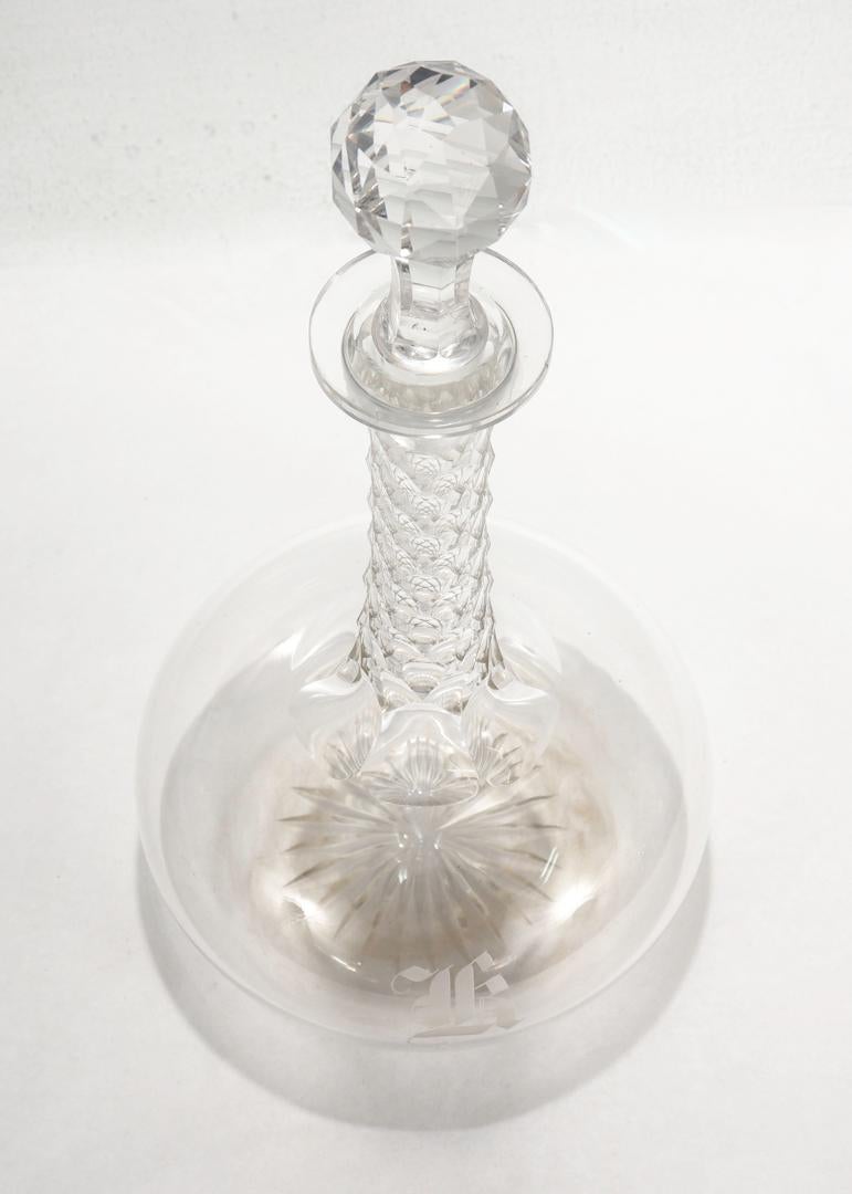 19th Century English Cut Glass Decanters with an Elongated Neck For Sale 2