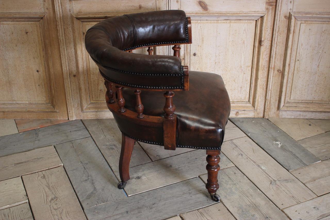 19th Century English Desk Chair In Excellent Condition In Gloucestershire, GB