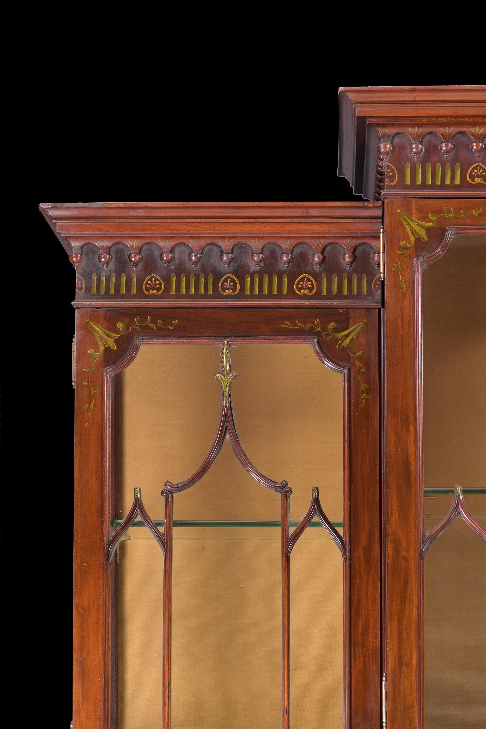 Neoclassical Revival 19th Century English Display Cabinet in the Neo-Classical Style For Sale