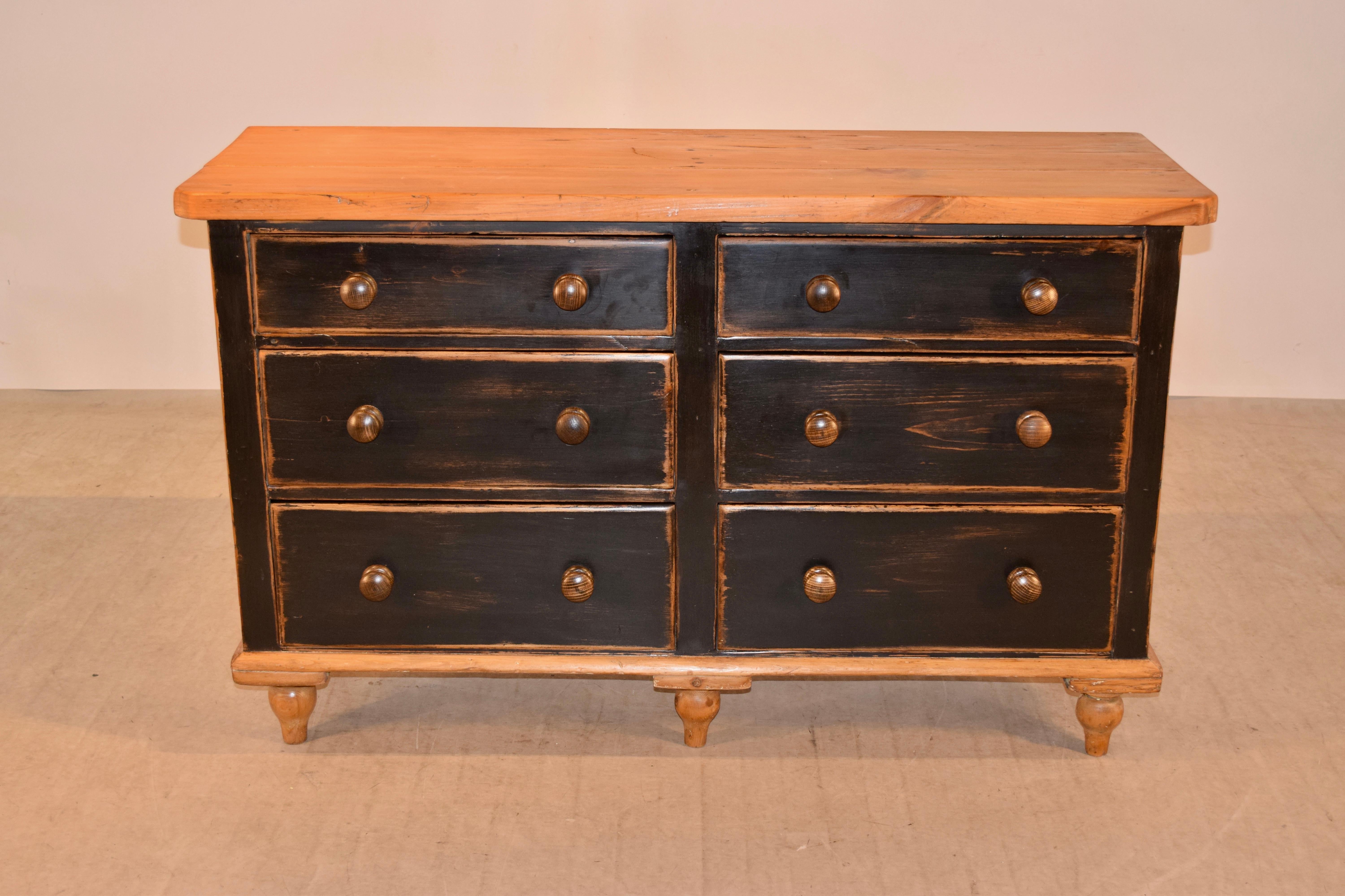 19th Century English Dresser Base In Good Condition In High Point, NC