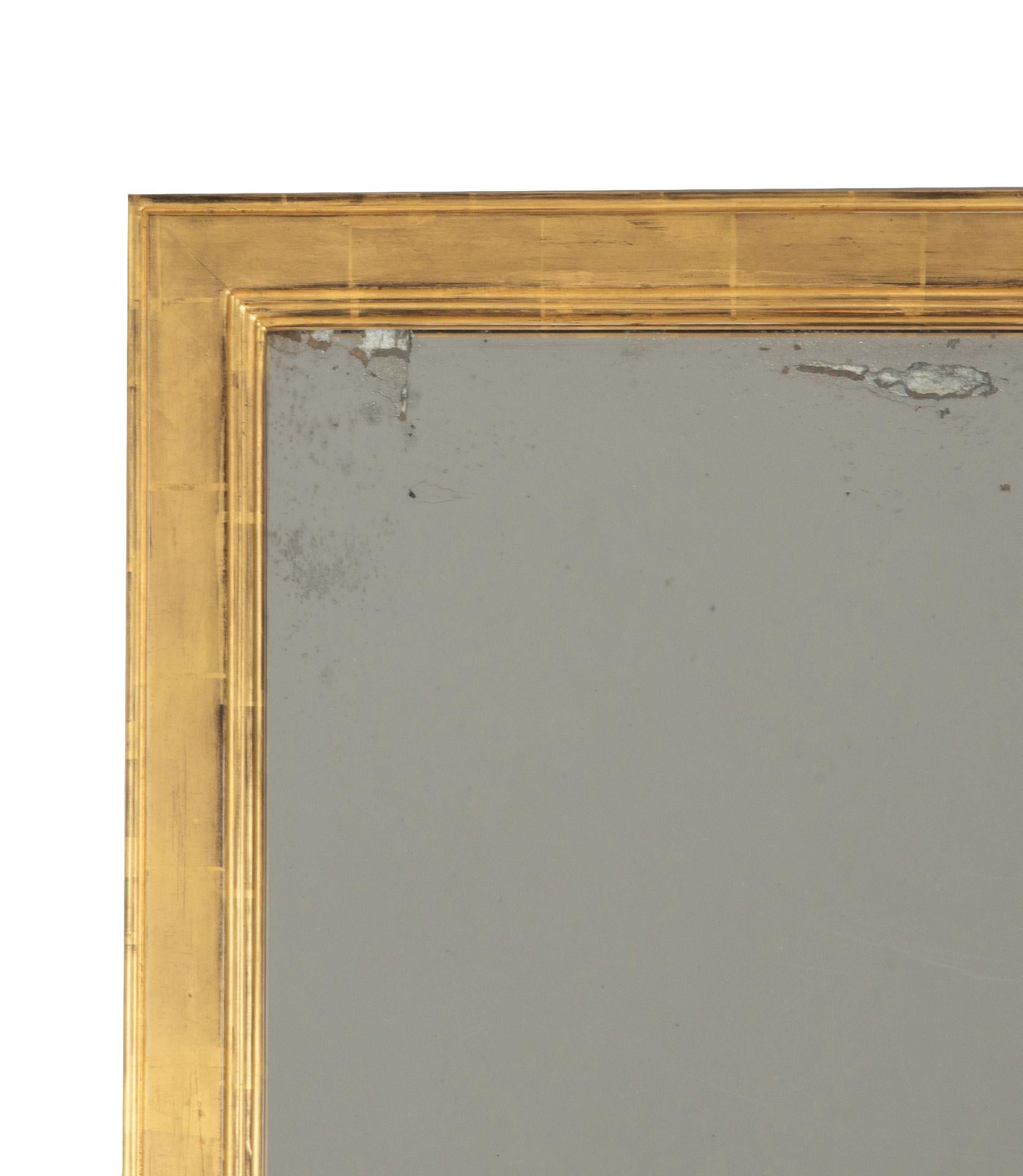 Mercury Glass 19th Century English Dressing Water Gilded Mirror For Sale