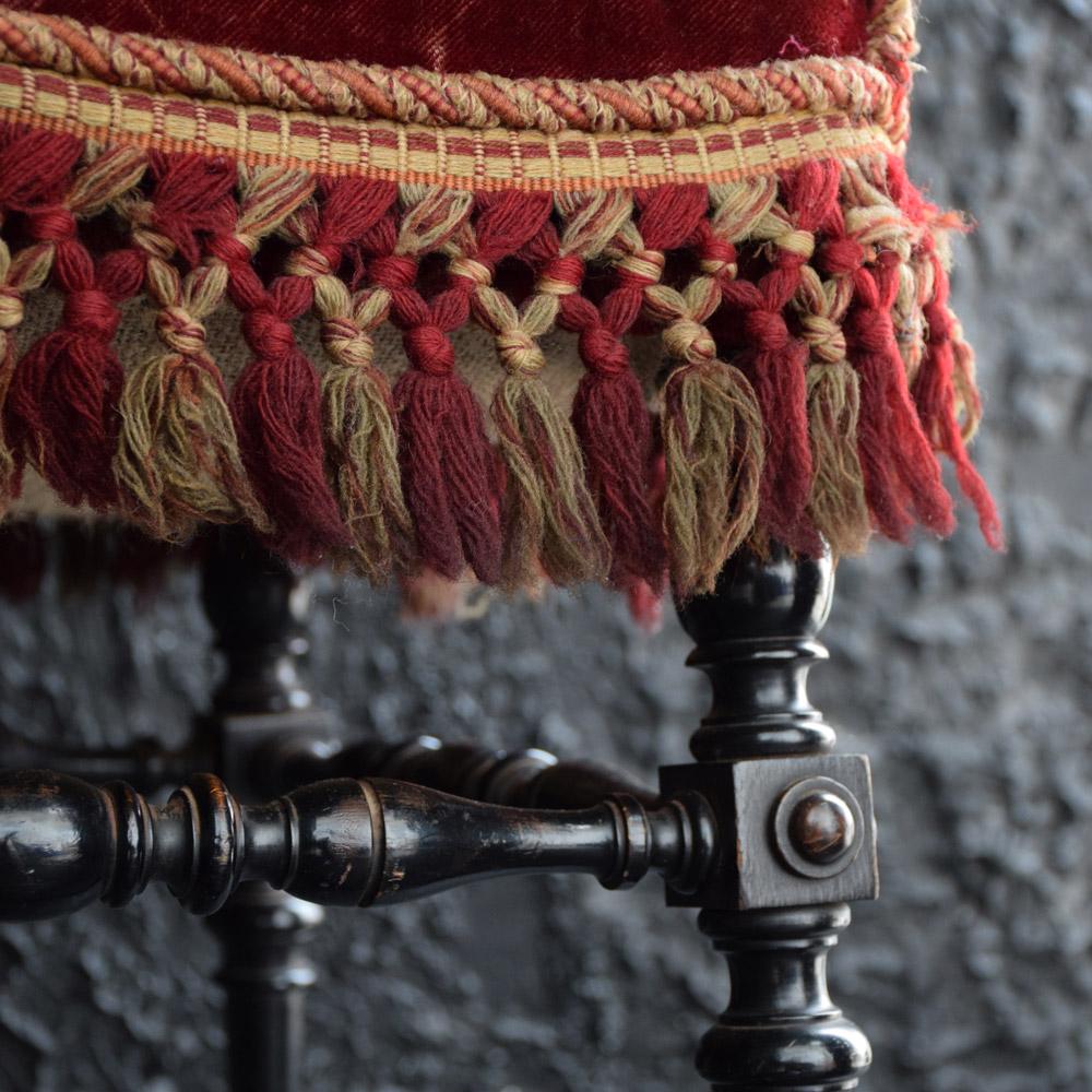 19th Century English Ebonised Carpet Stool In Good Condition In London, GB