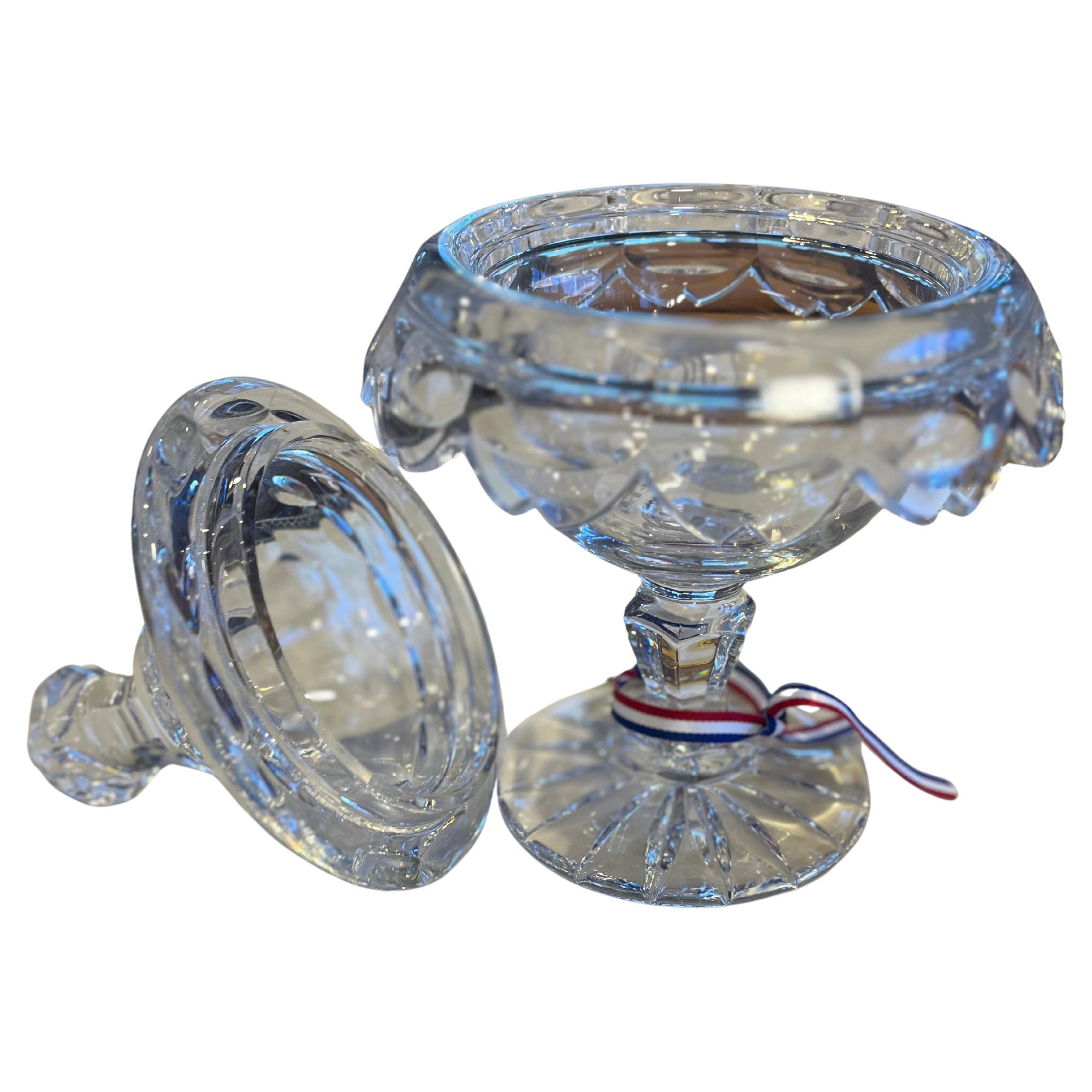 Plat anglais édouardien du 19ème siècle recouvert de cristal