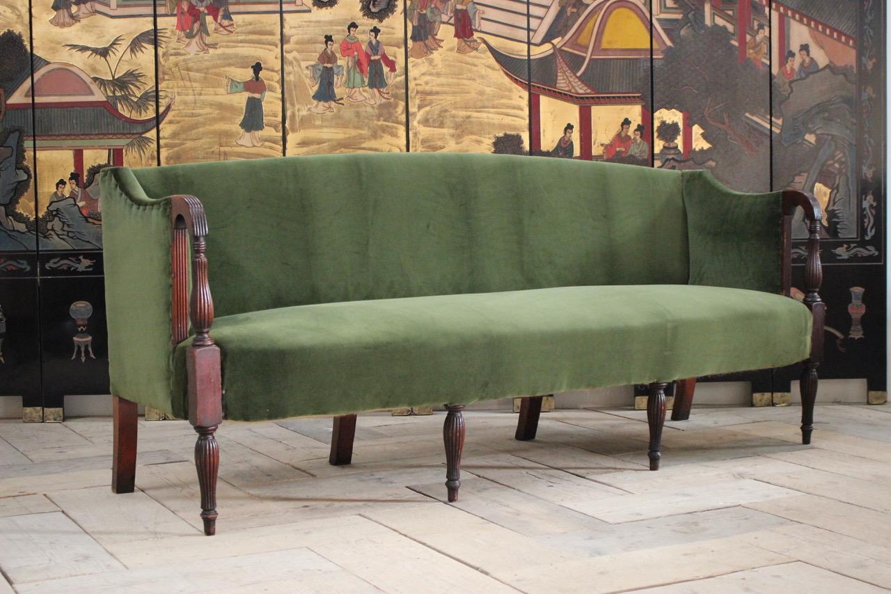 19th Century English Eight Legged Regency Sofa (19. Jahrhundert) im Angebot