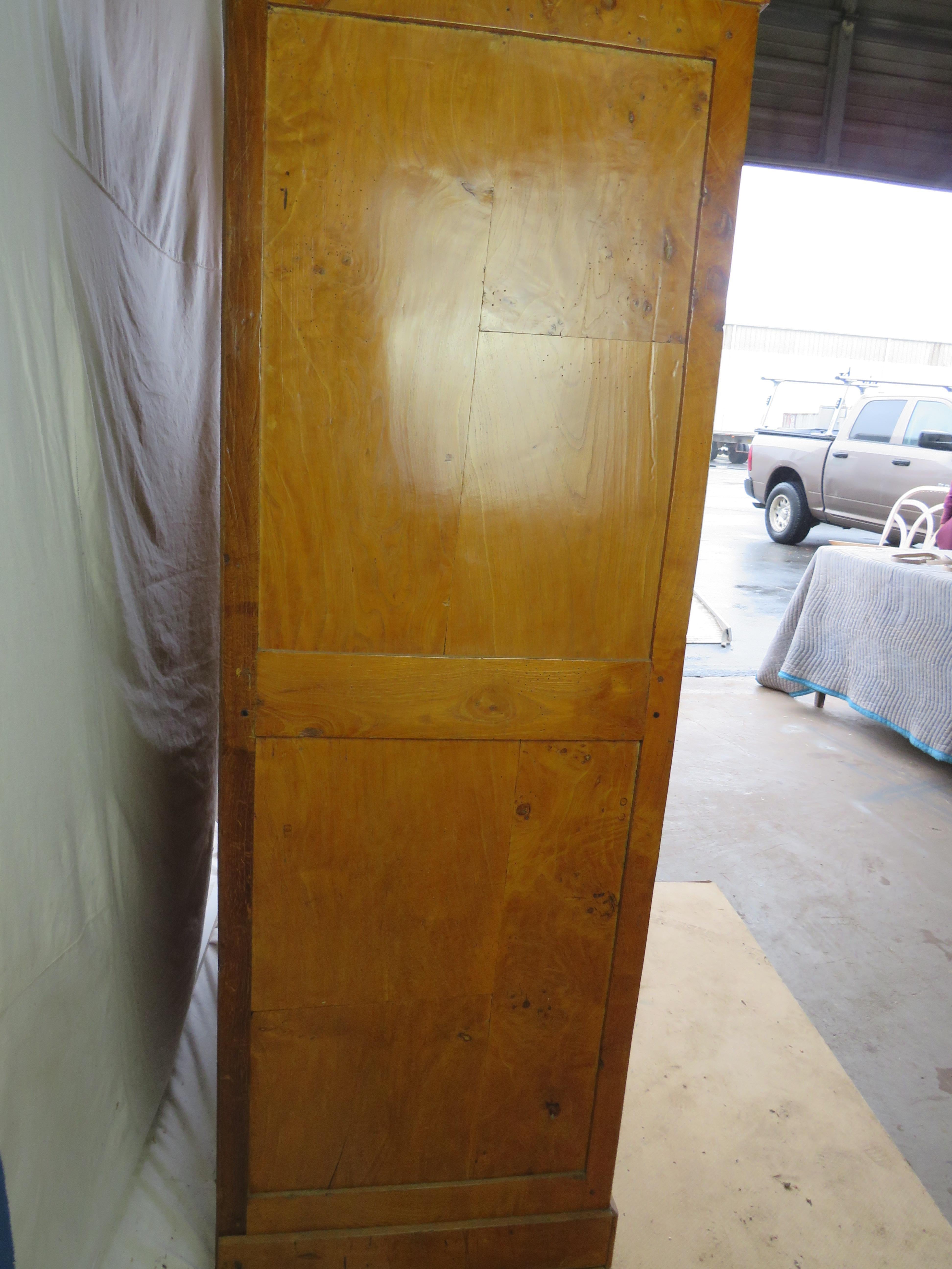 19th Century English Elm Armoire For Sale 4