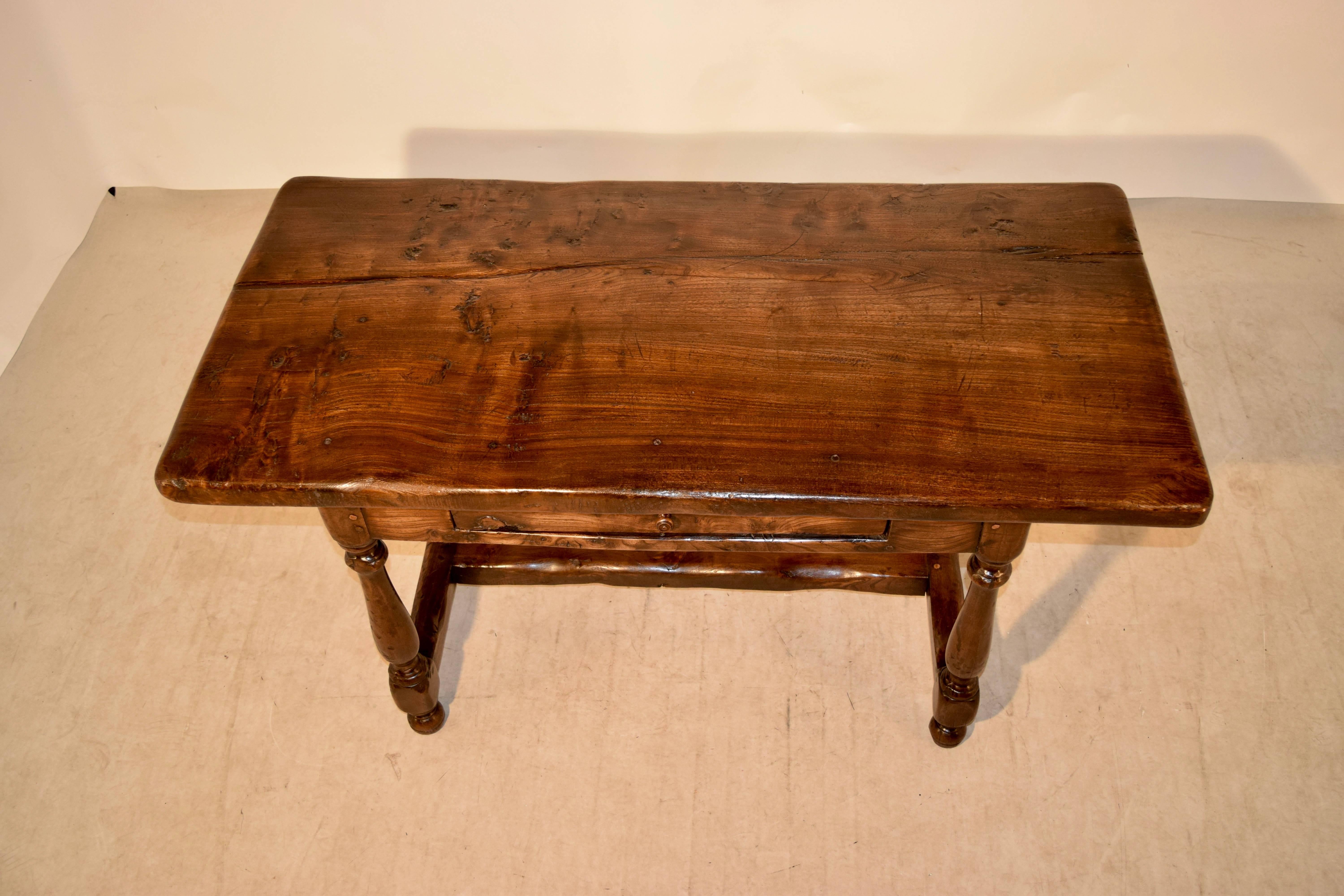 19th Century English Elm Table In Good Condition In High Point, NC
