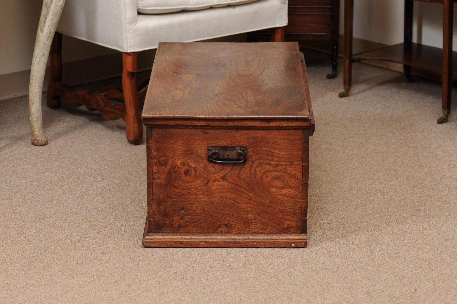 19th Century English Elm Trunk For Sale 9