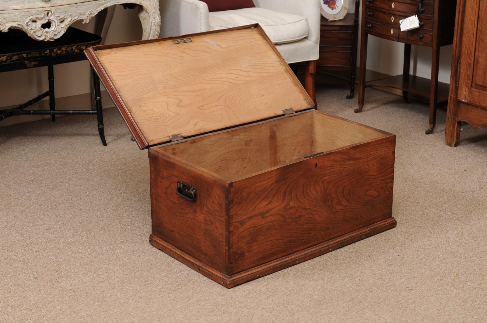 19th Century English Elm Trunk For Sale 4