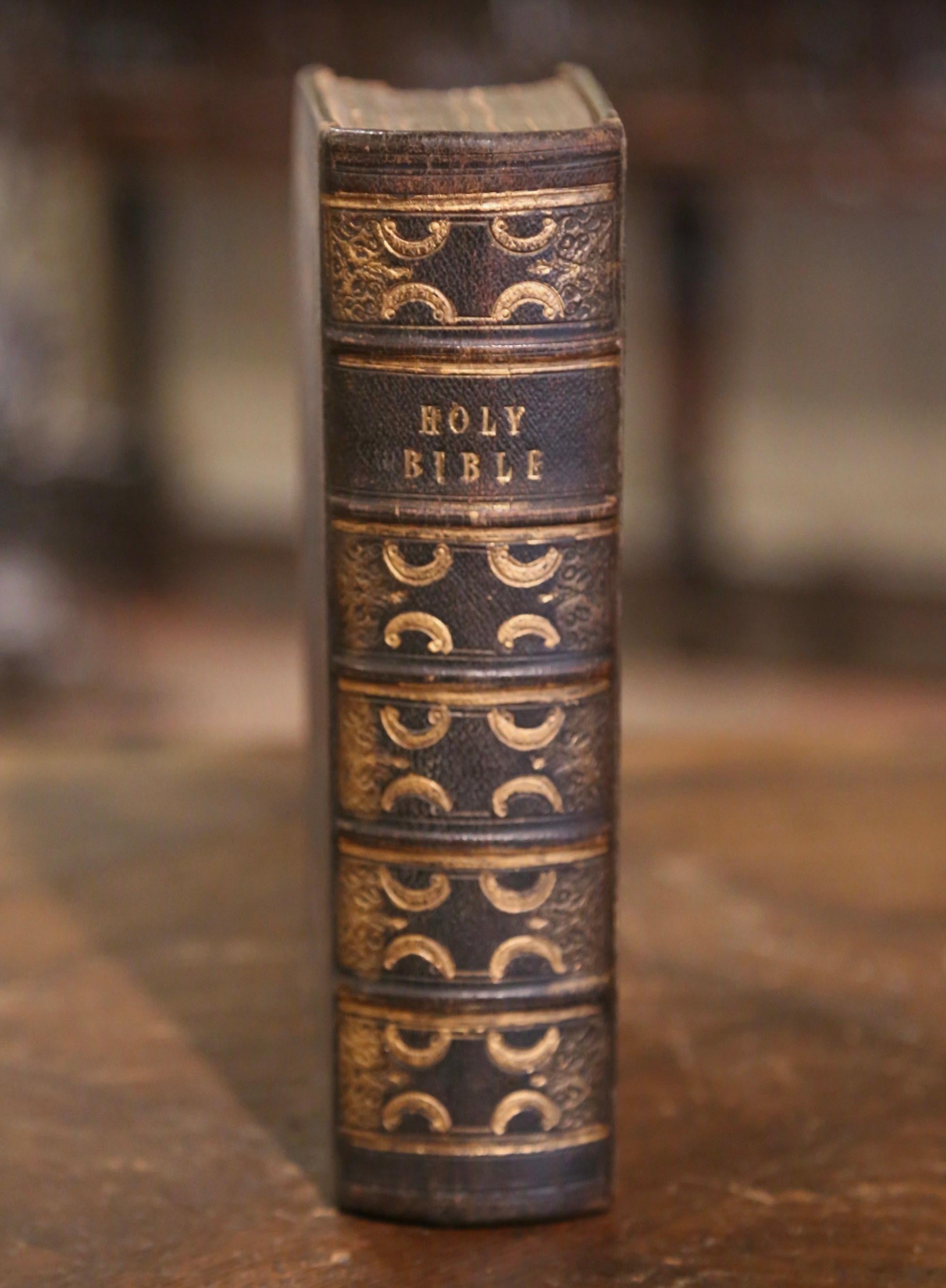Hand-Crafted 19th Century English Embossed Brown Leather Bound and Gilt Holy Bible Dated 1847 For Sale