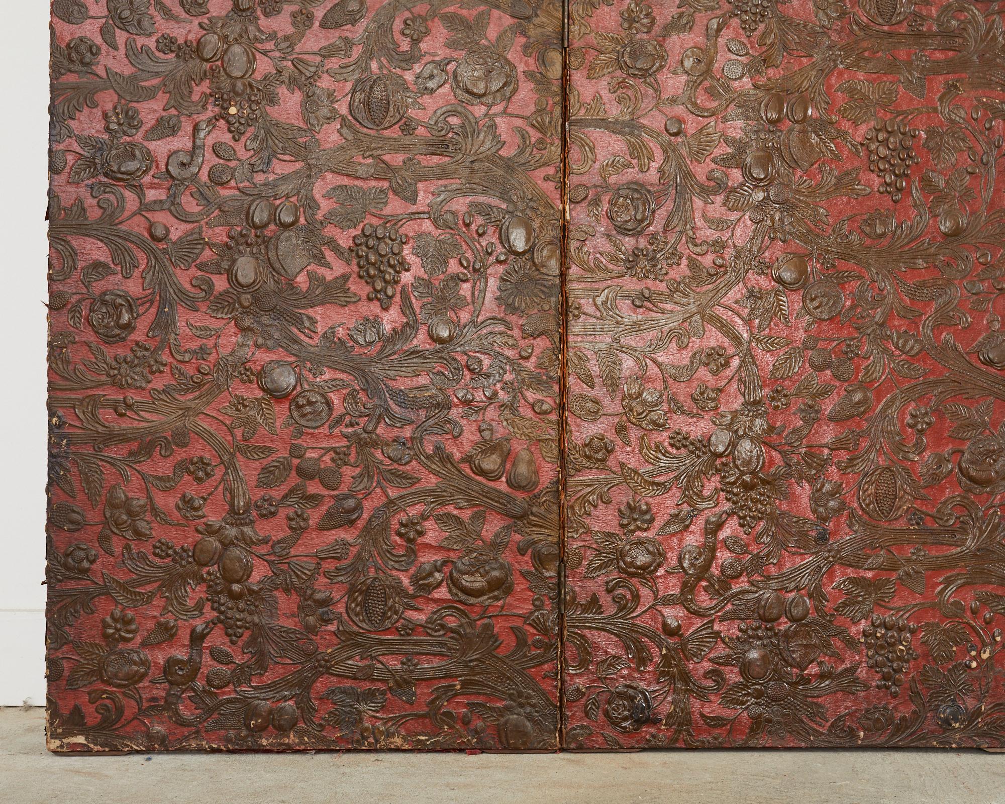 19th Century English Embossed Leather Wallpaper Screen In Distressed Condition For Sale In Rio Vista, CA