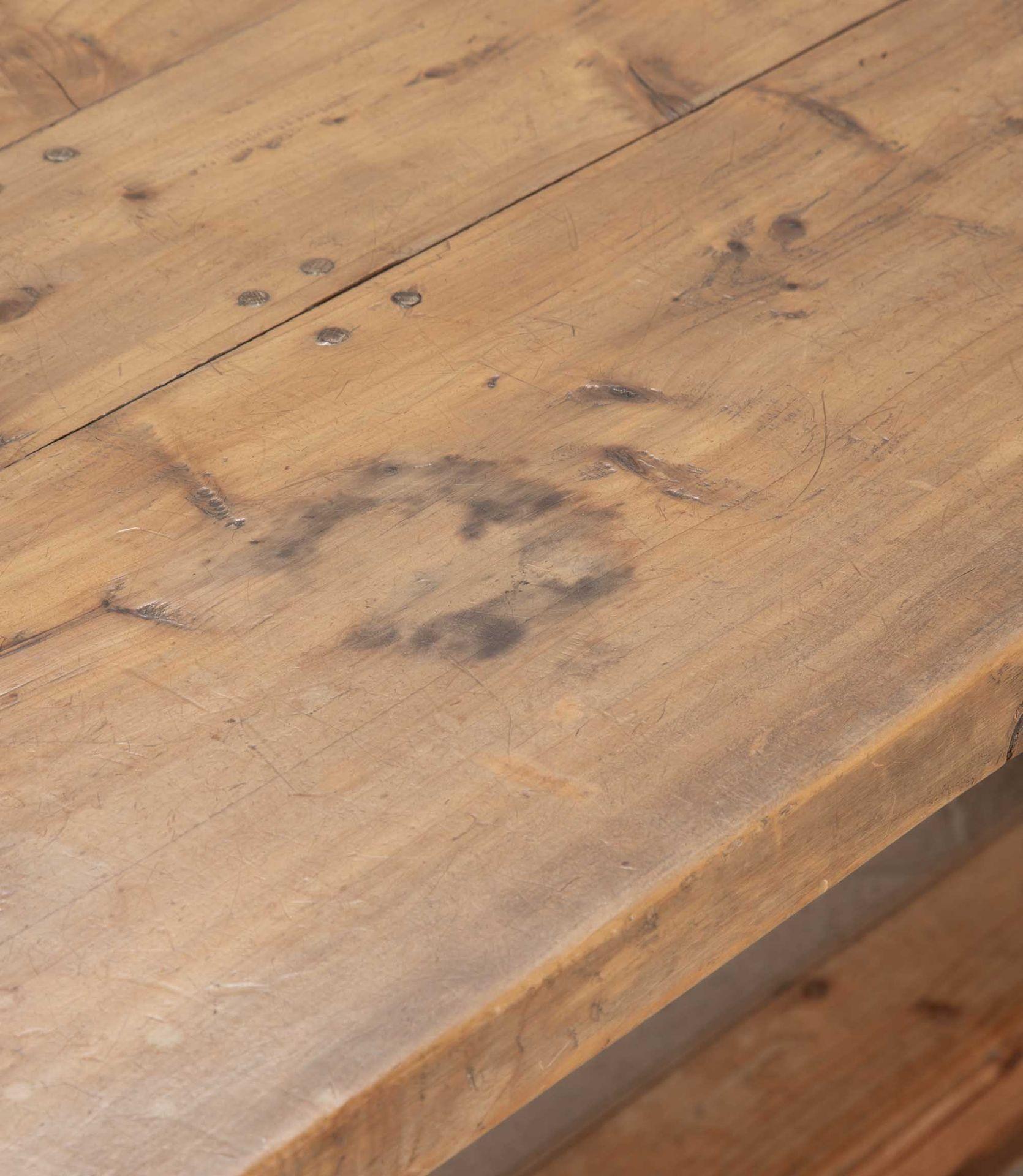 Inglese Tavolo da fattoria inglese del XIX secolo in vendita