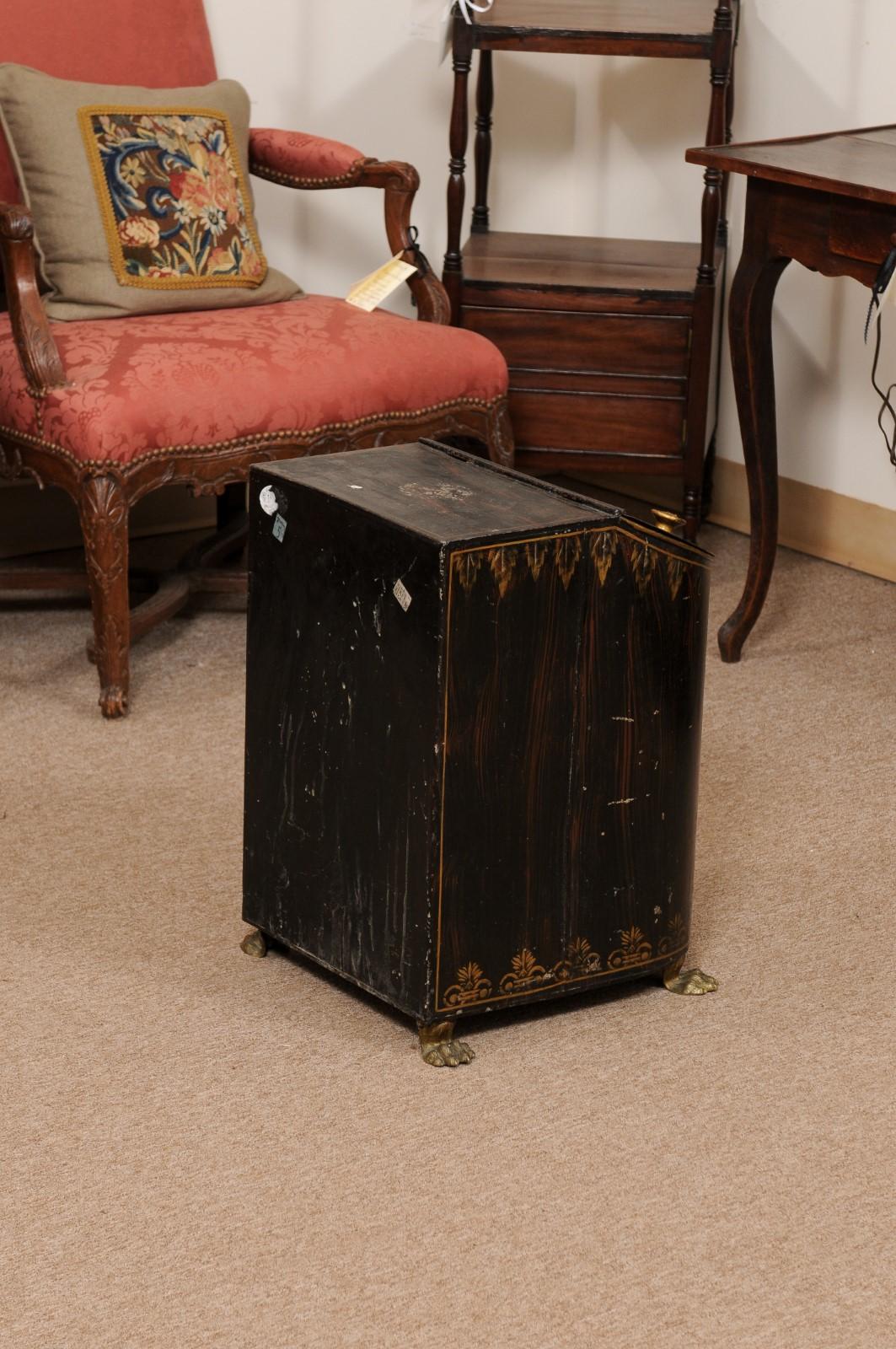 19th Century English Faux Bois Black Painted Tole Coal Hod with Paw Feet For Sale 10