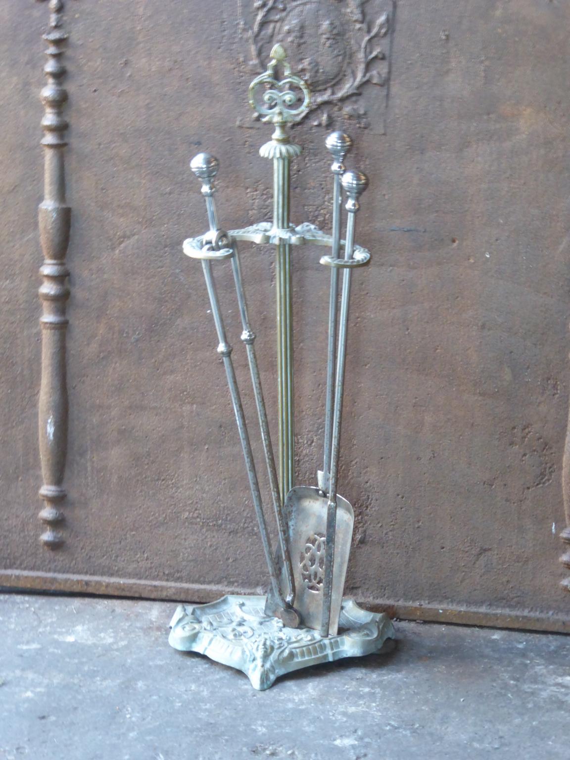 Polished 19th Century English Victorian Fire Tools, Fireplace Tool Set For Sale
