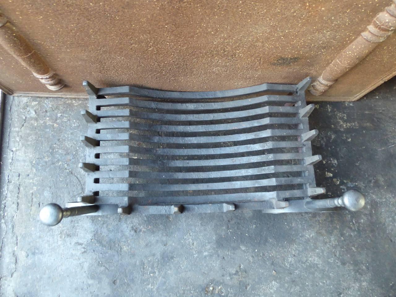 19th Century English Victorian Fireplace Grate or Fire Grate 3