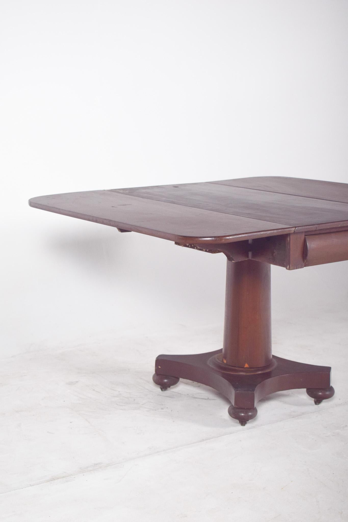 19th Century English Flip Flap Sofa Table with Central Foot For Sale 6