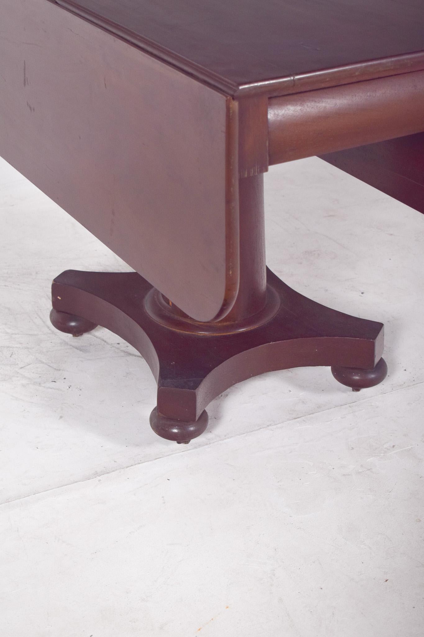 19th Century English Flip Flap Sofa Table with Central Foot For Sale 1