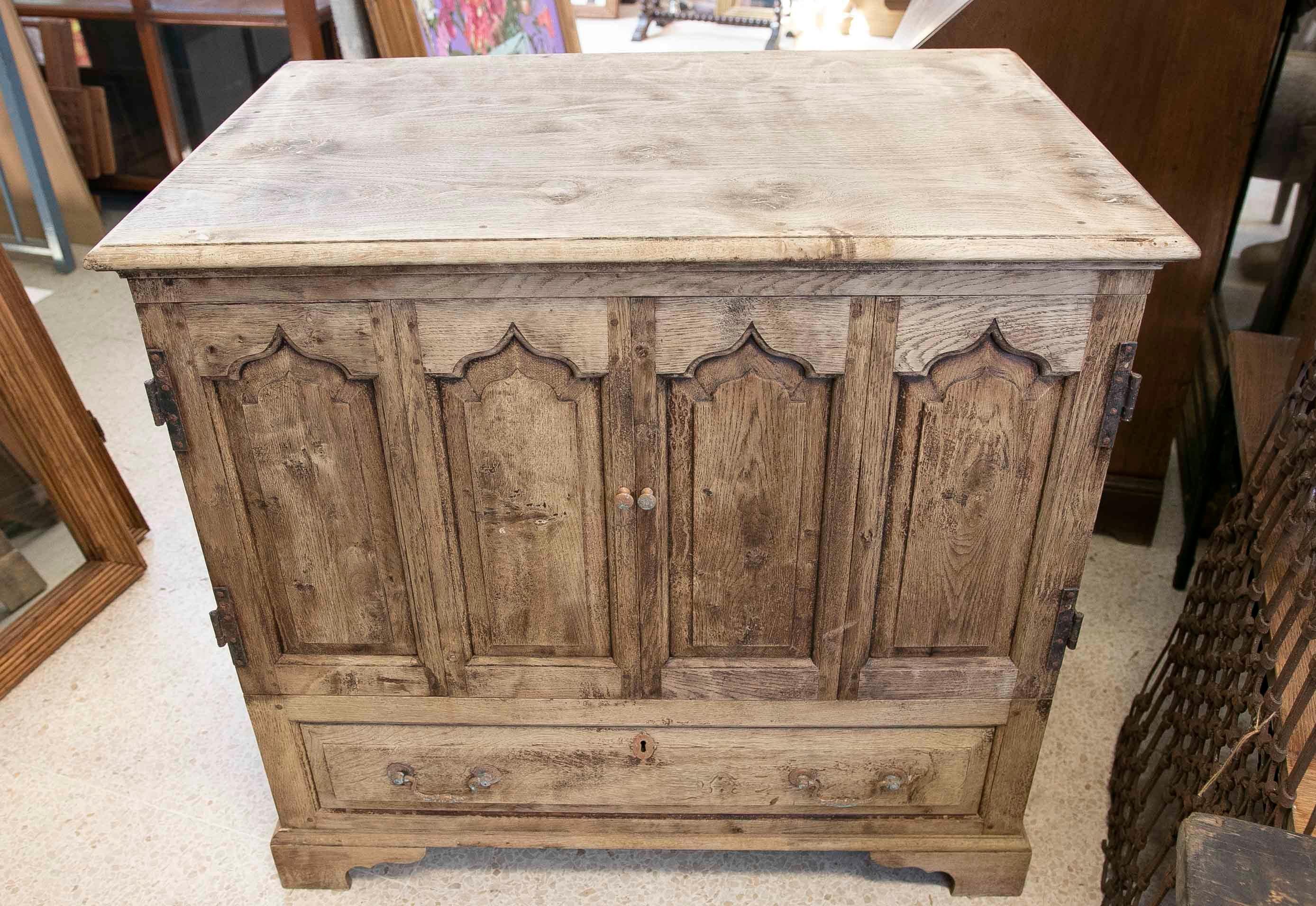 19th Century English Furniture with Doors and Drawer in the Tone of its Wood For Sale 1