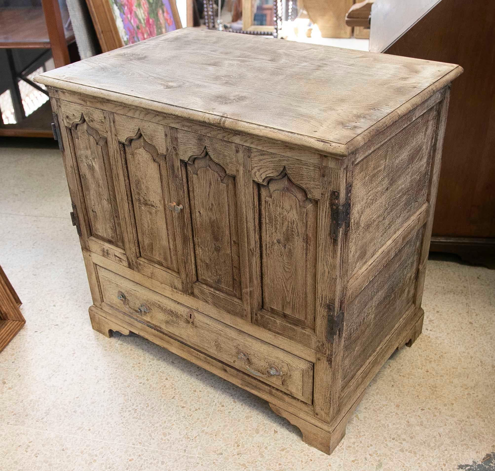 19th Century English Furniture with Doors and Drawer in the Tone of its Wood For Sale 2
