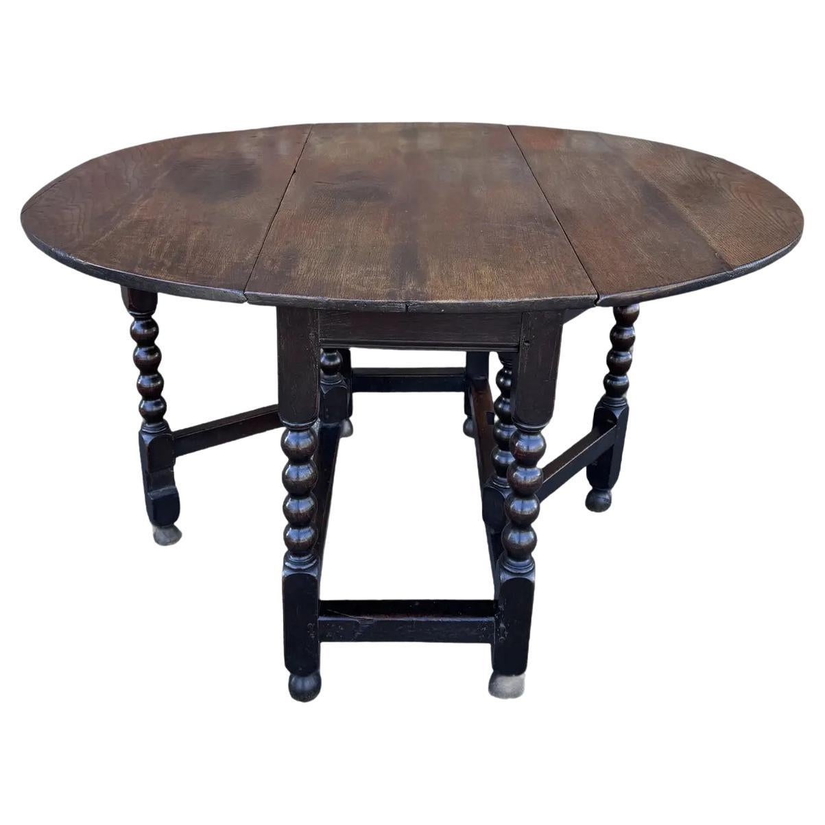 What does a gateleg table mean?